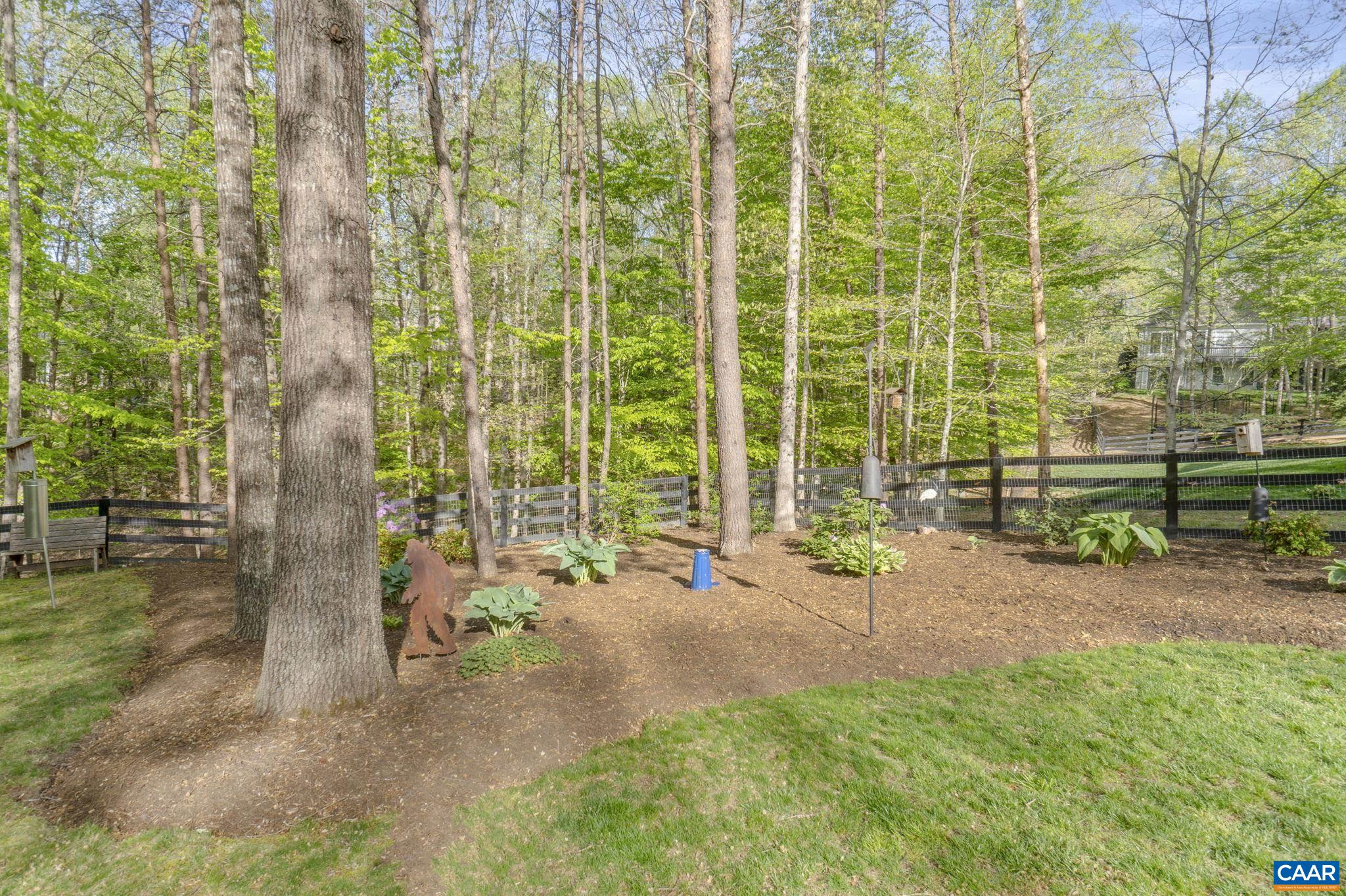 2075 PIPER WAY