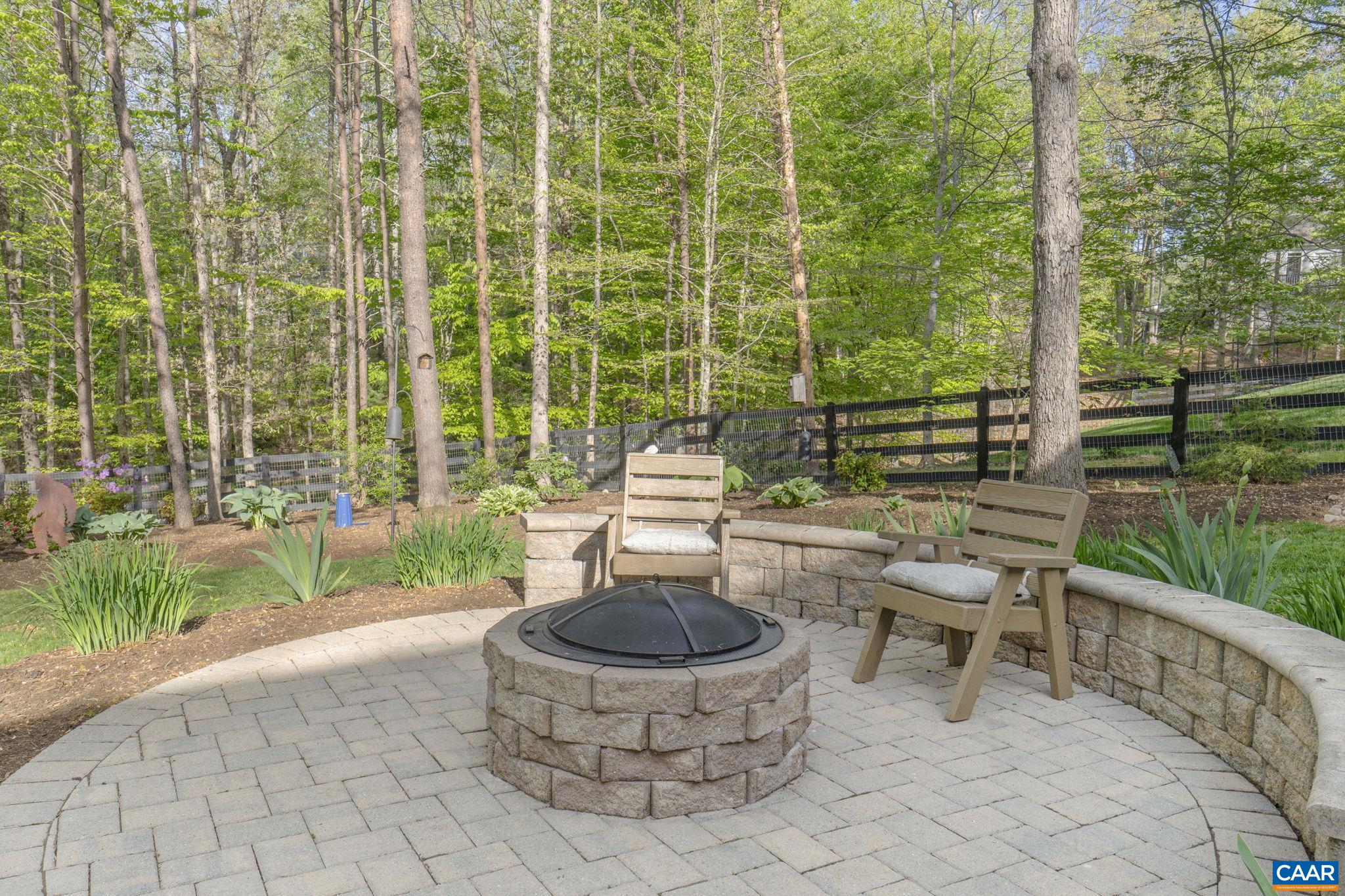 2075 PIPER WAY