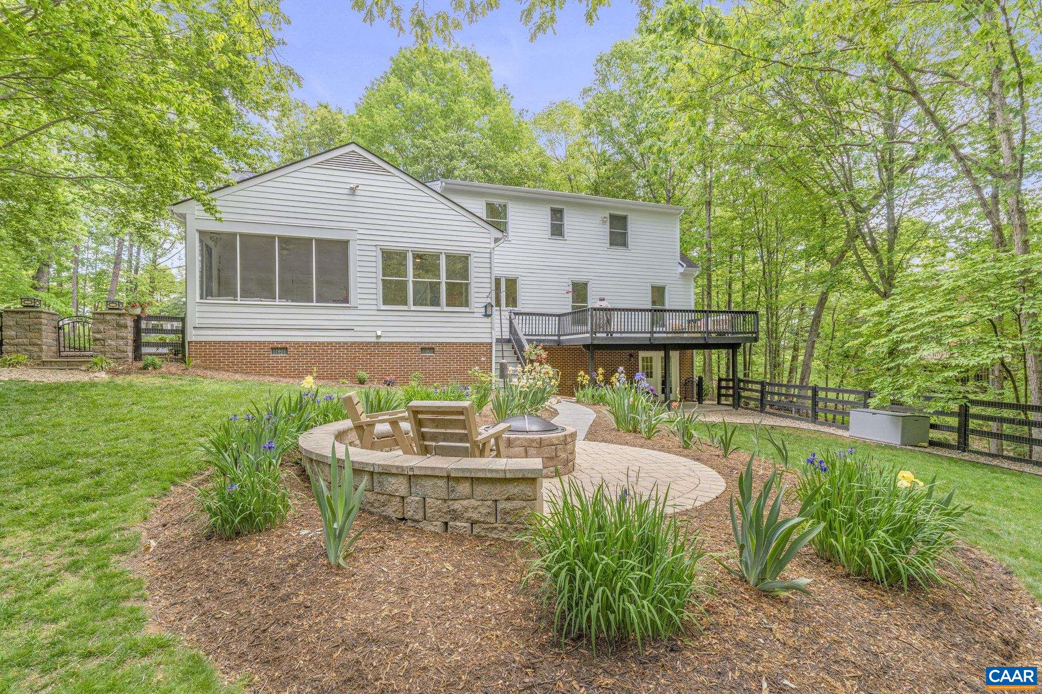 2075 PIPER WAY