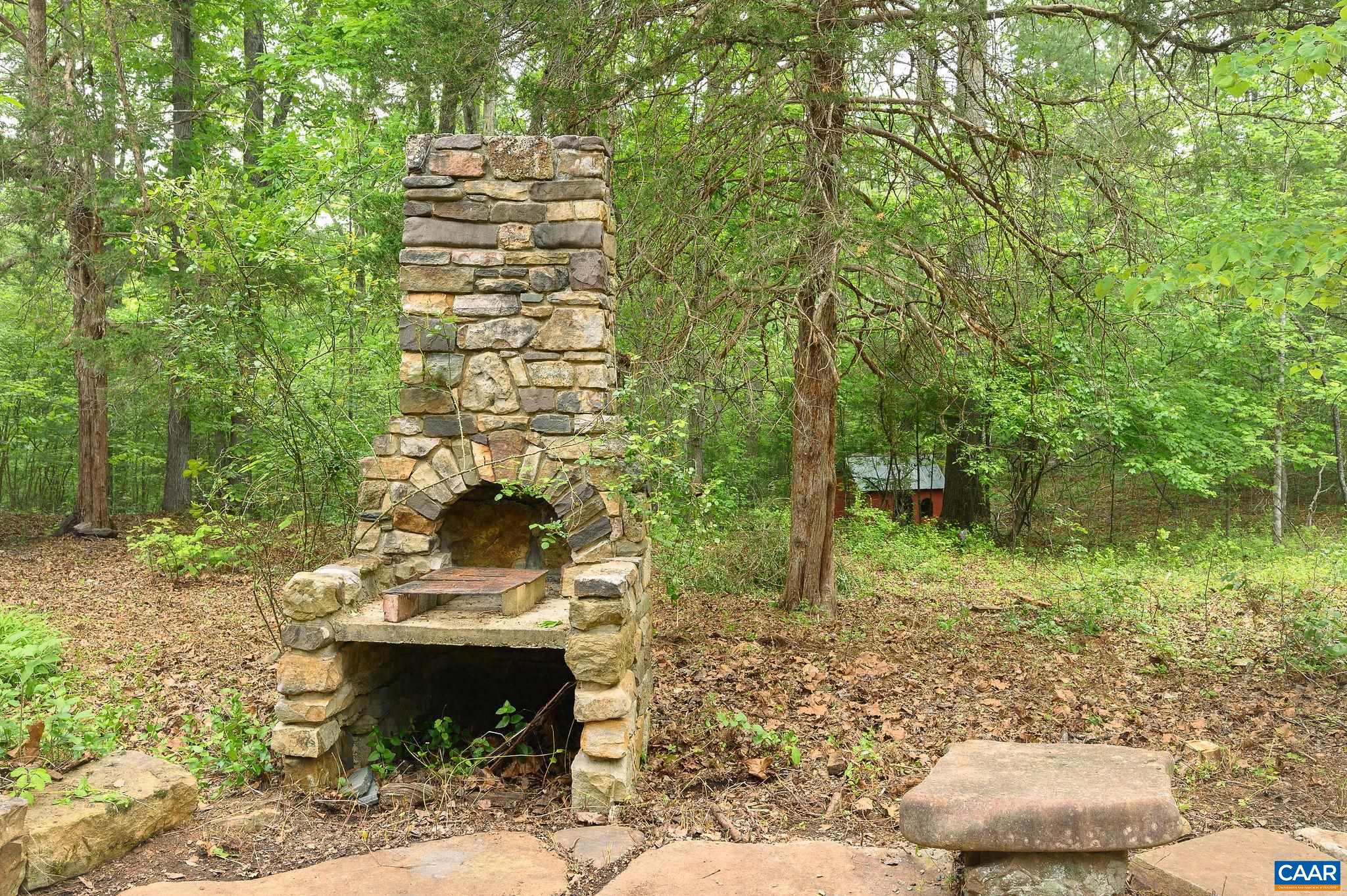 1816 DAVIS SHOP RD