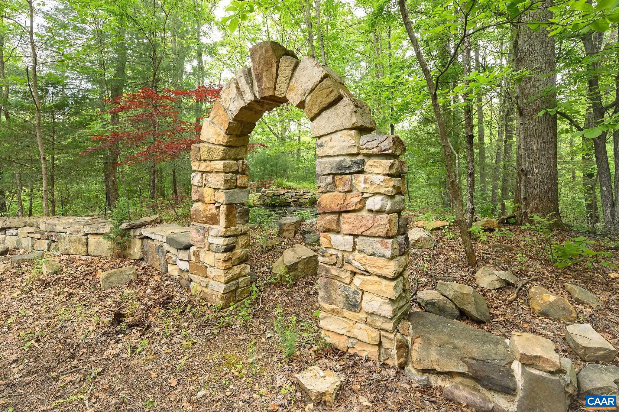 1816 DAVIS SHOP RD