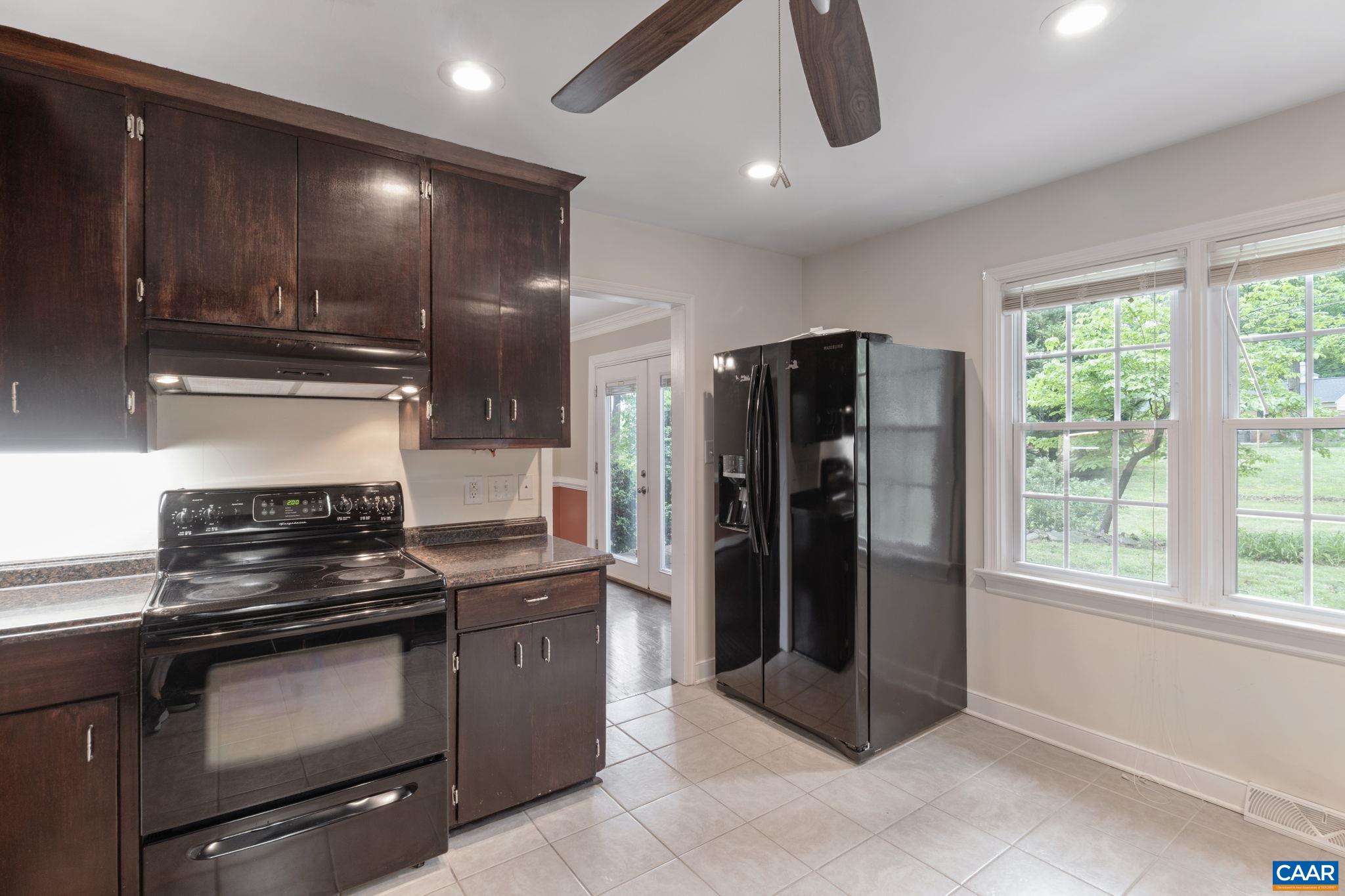 109 INGLEWOOD CT