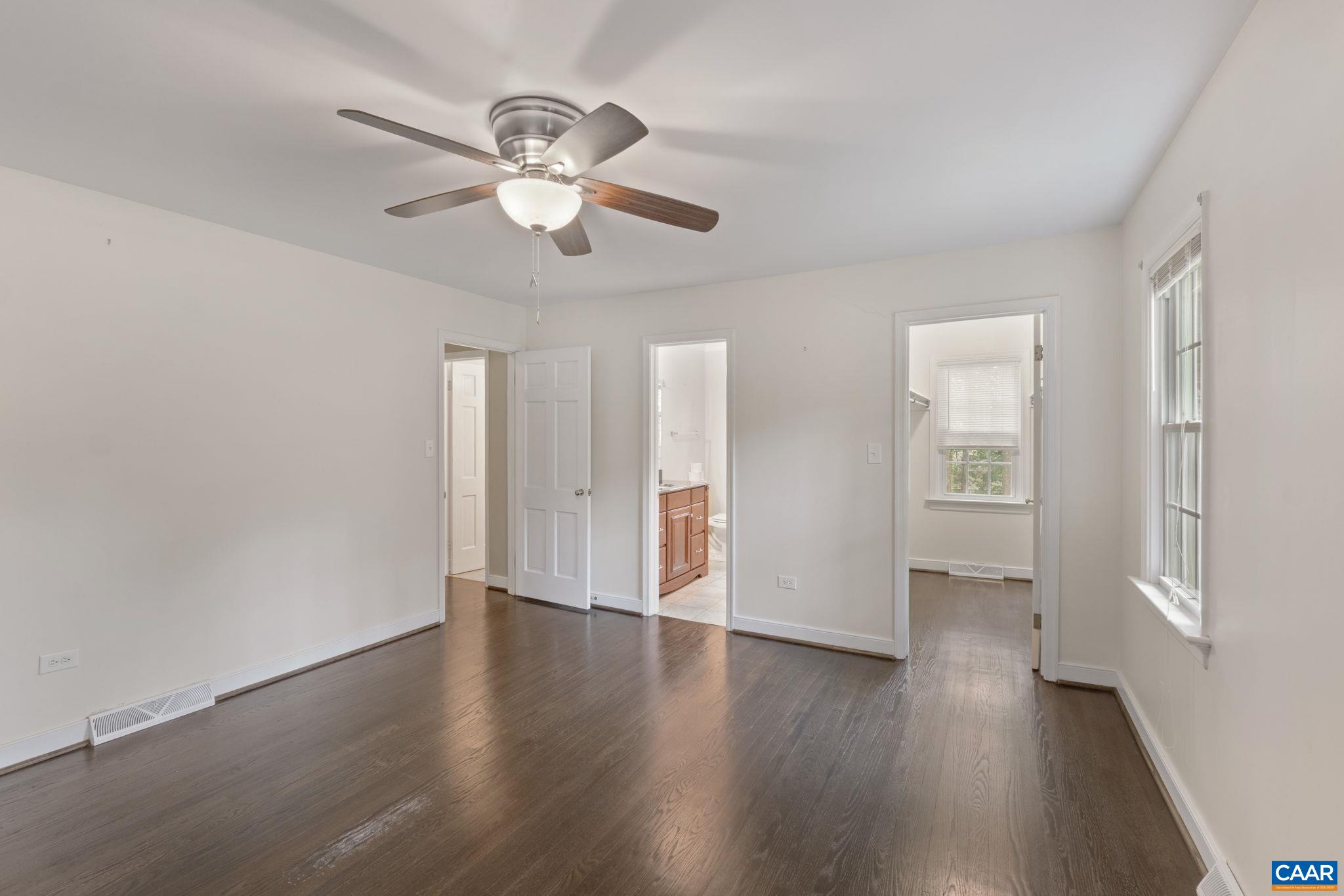 109 INGLEWOOD CT