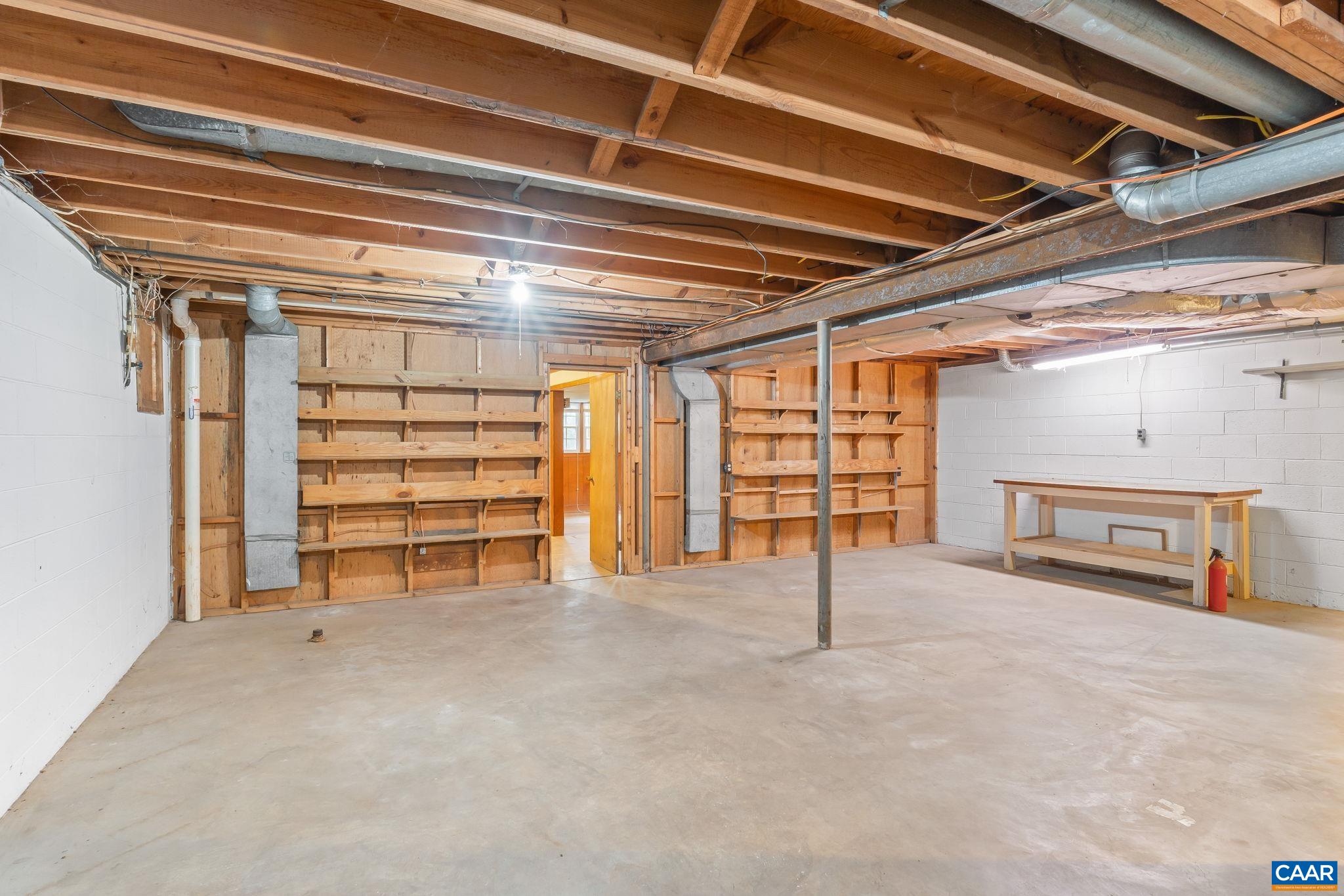 109 INGLEWOOD CT