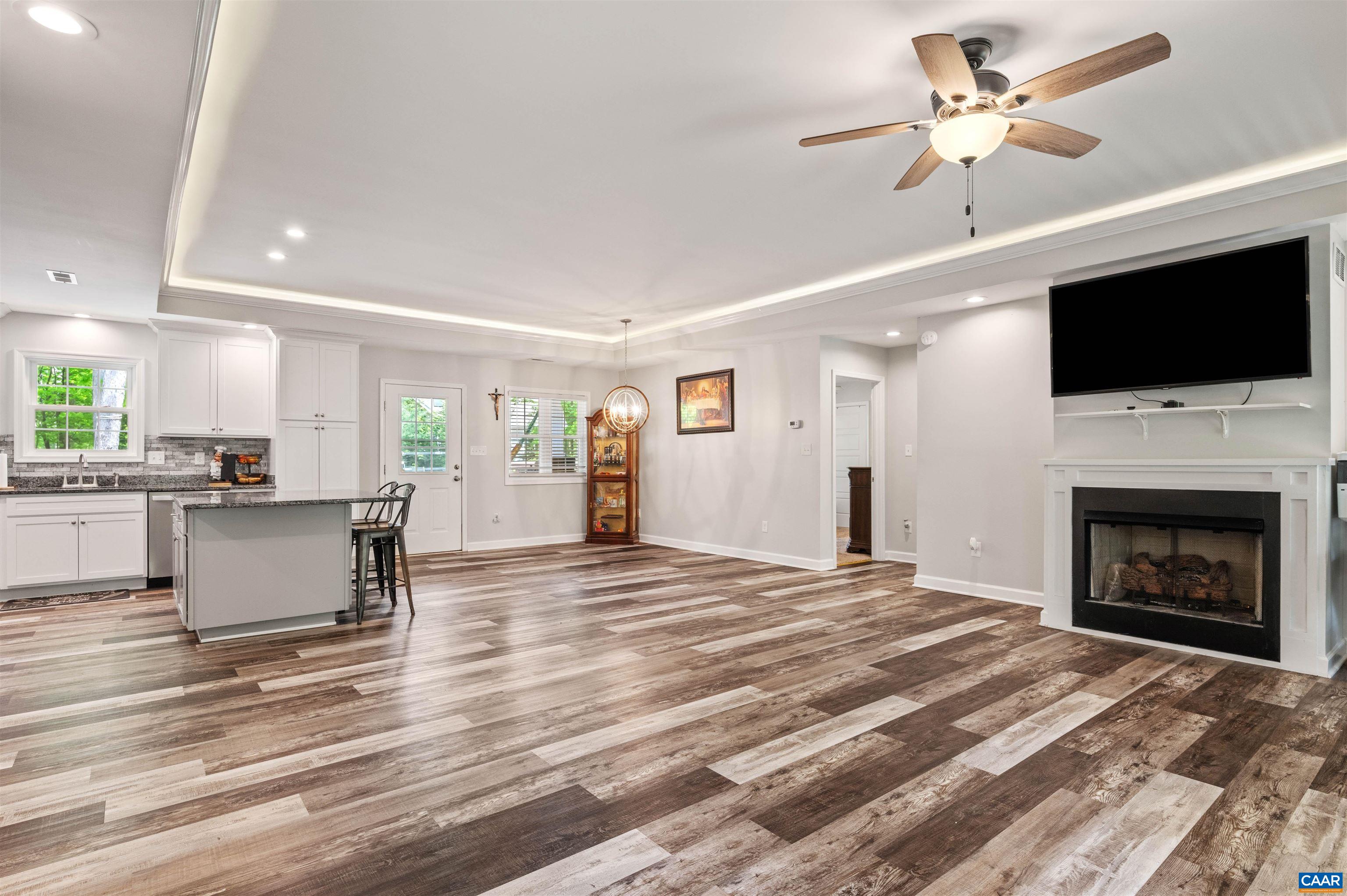 31 OAK GROVE RD