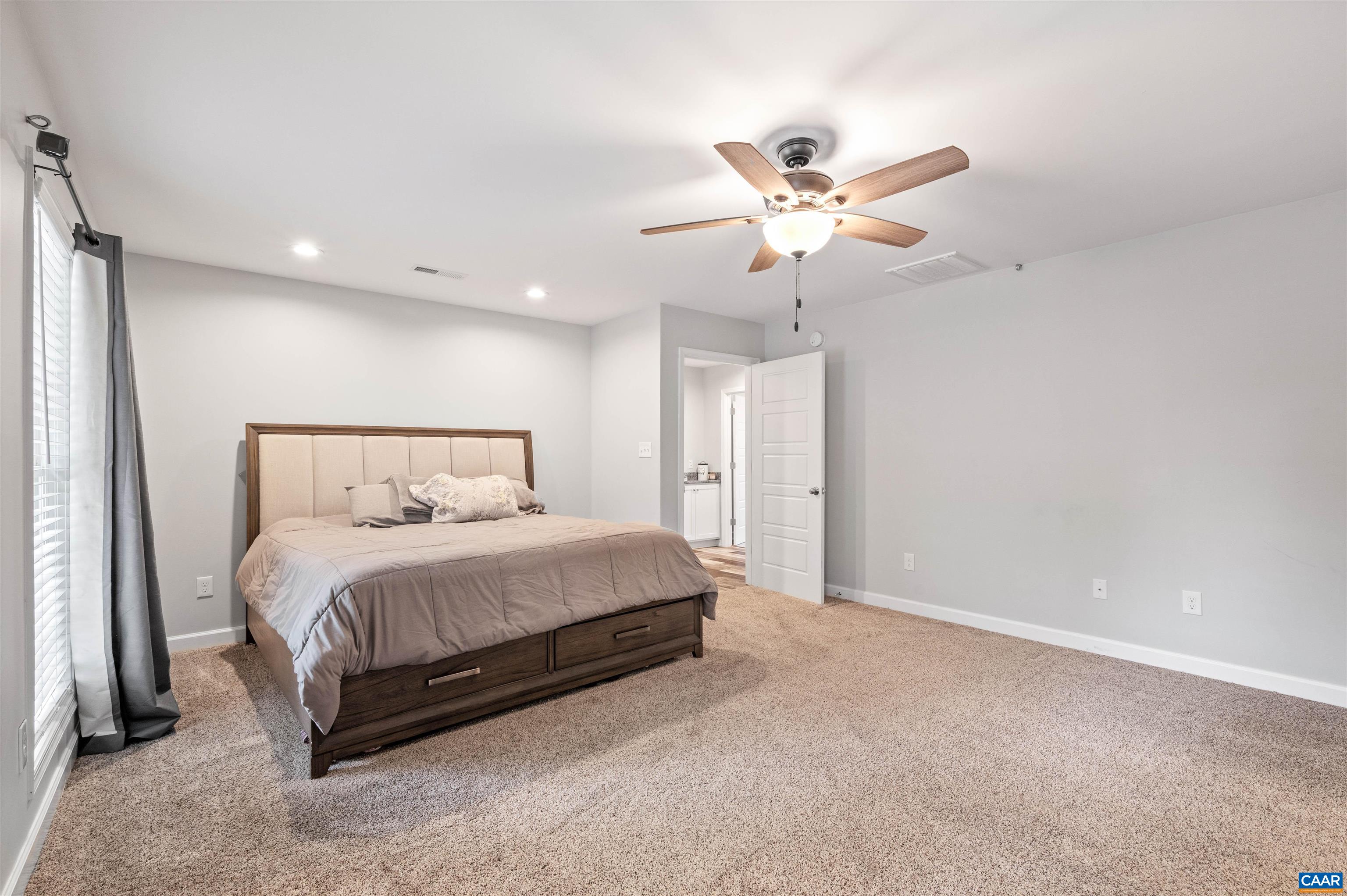 31 OAK GROVE RD
