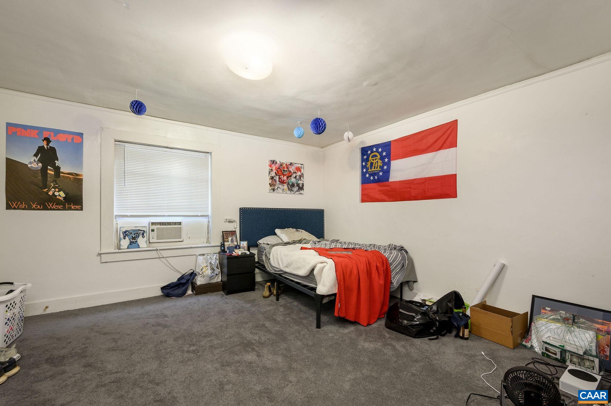 41 UNIVERSITY CIR