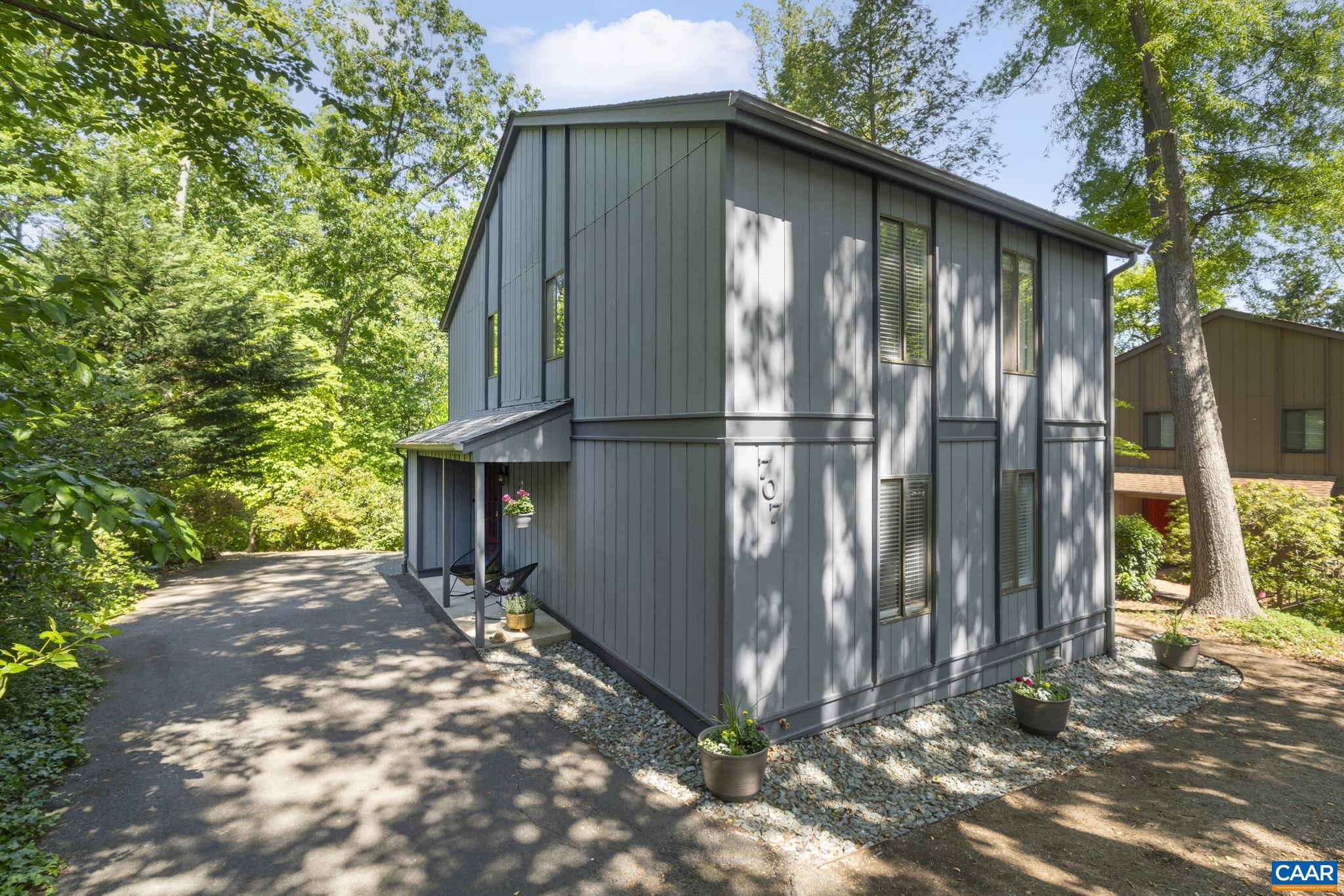 707 WILDER DR