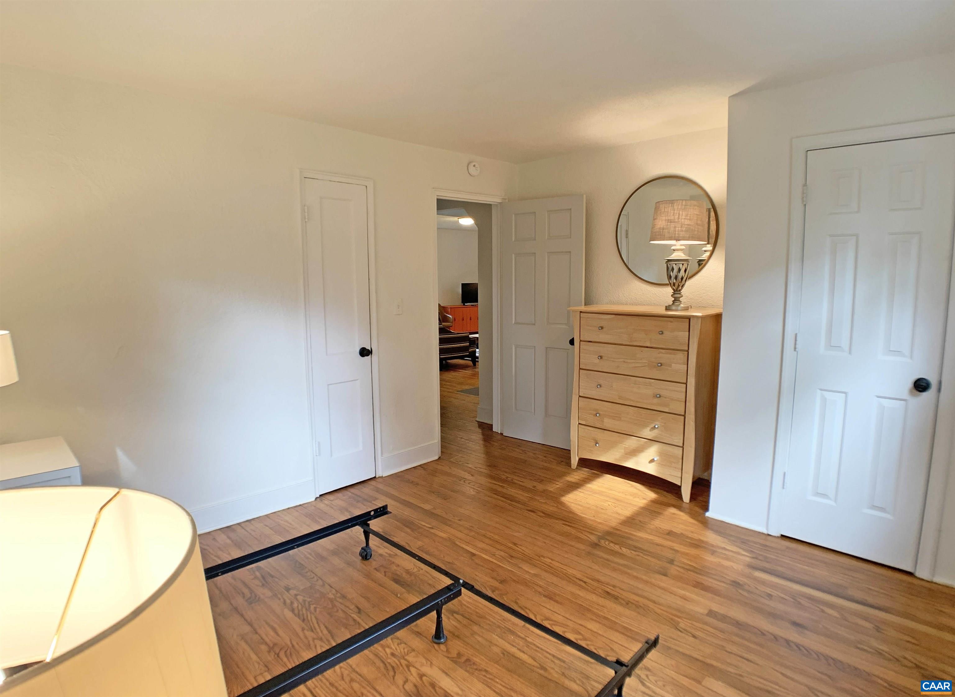 239 SHAMROCK RD