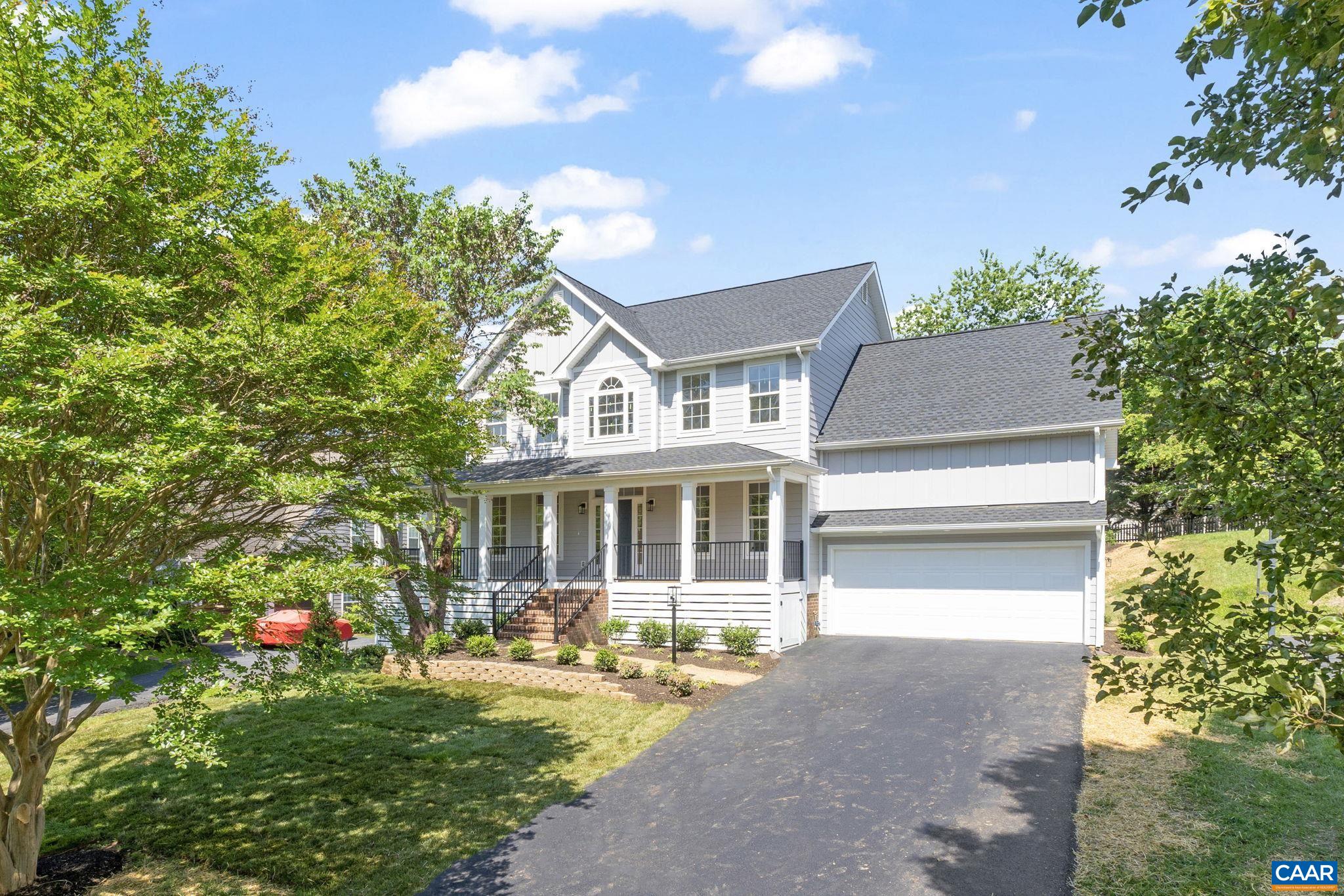 934 FAIRWINDS LN