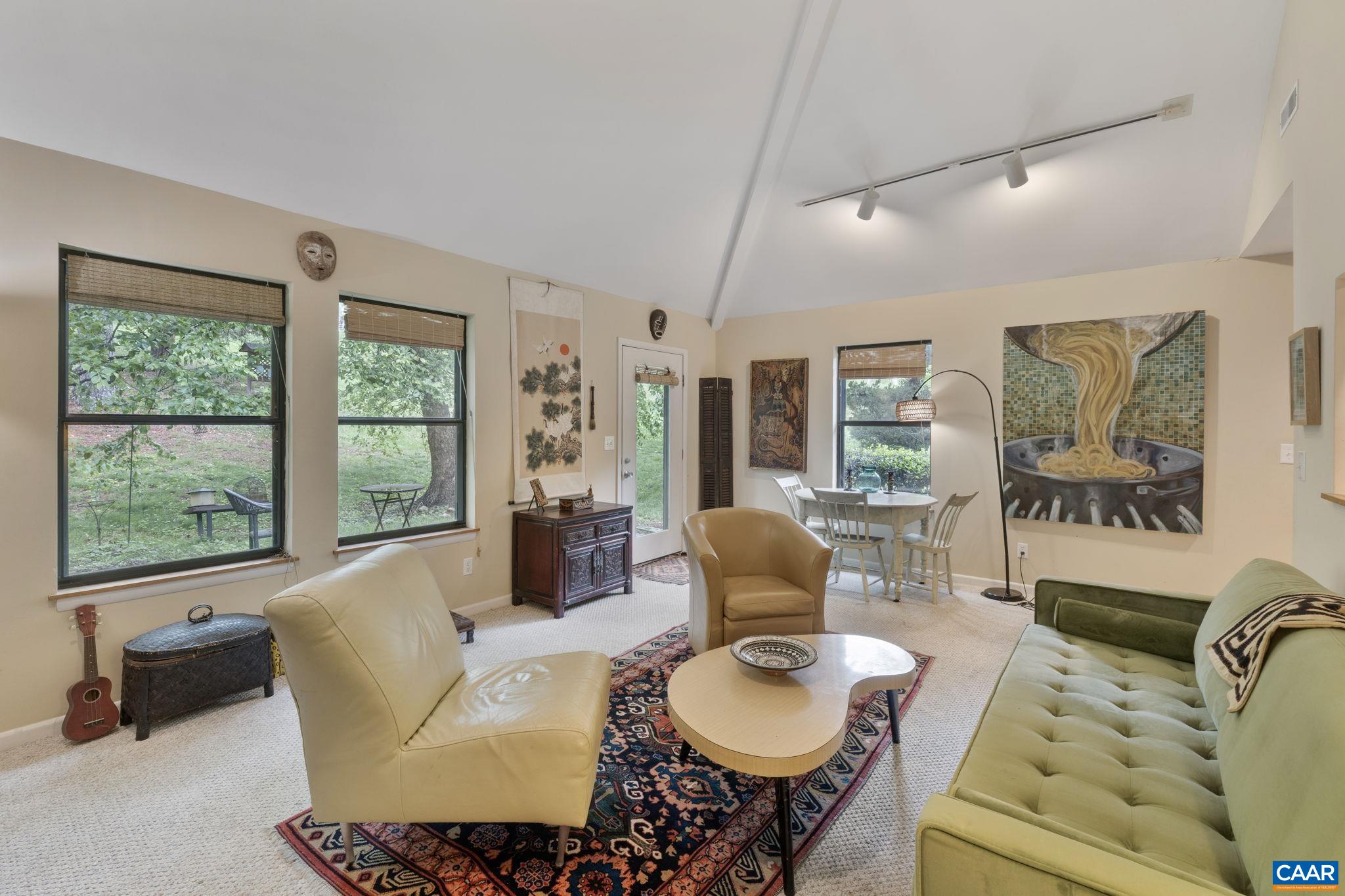 734 EXTON CT