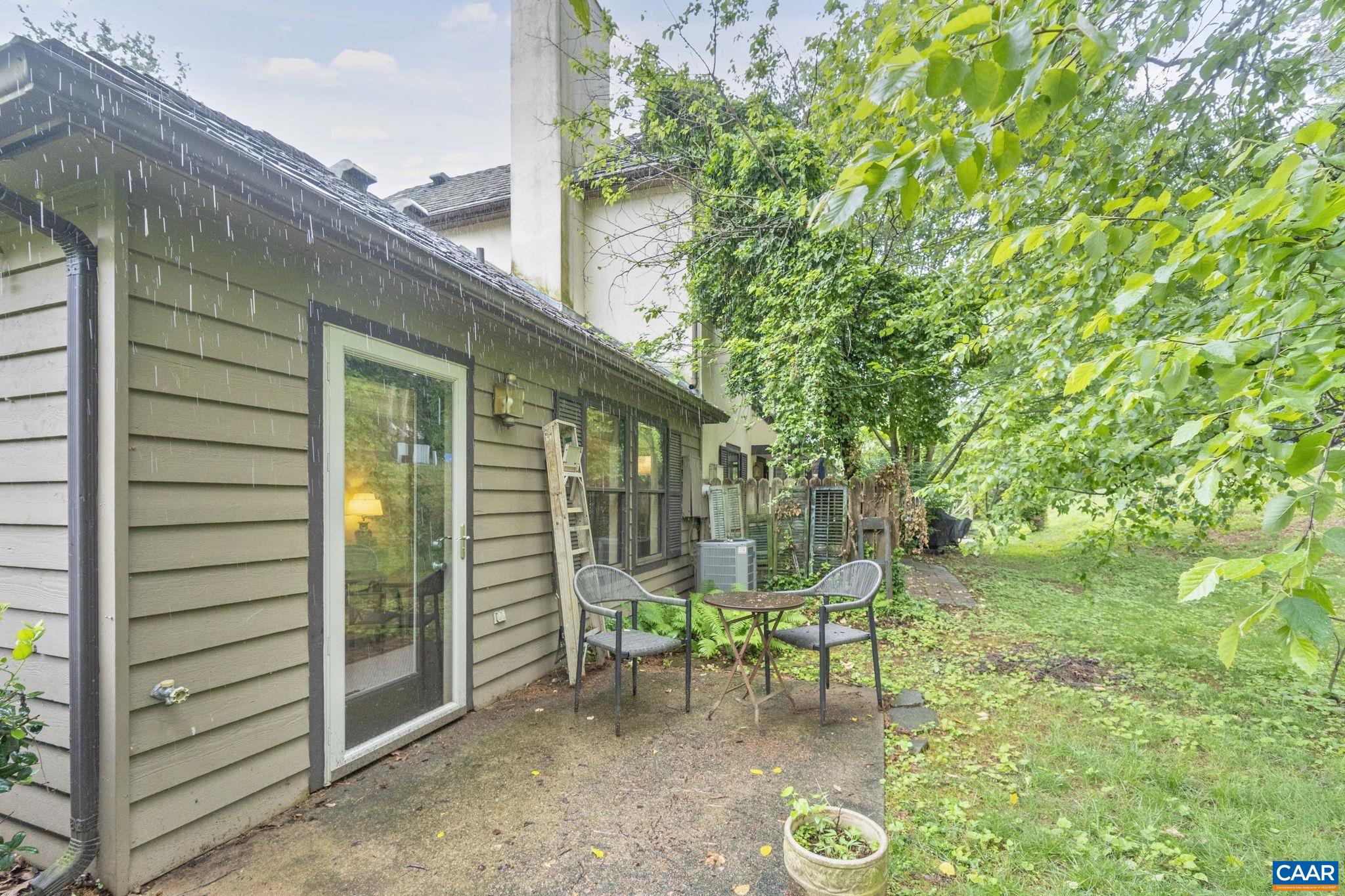 734 EXTON CT