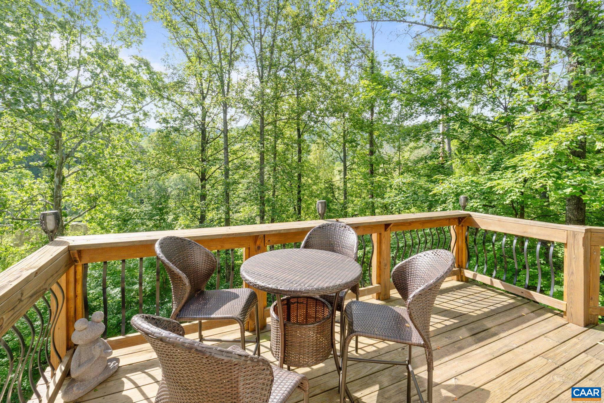 1393 WILLOW LAKE RD