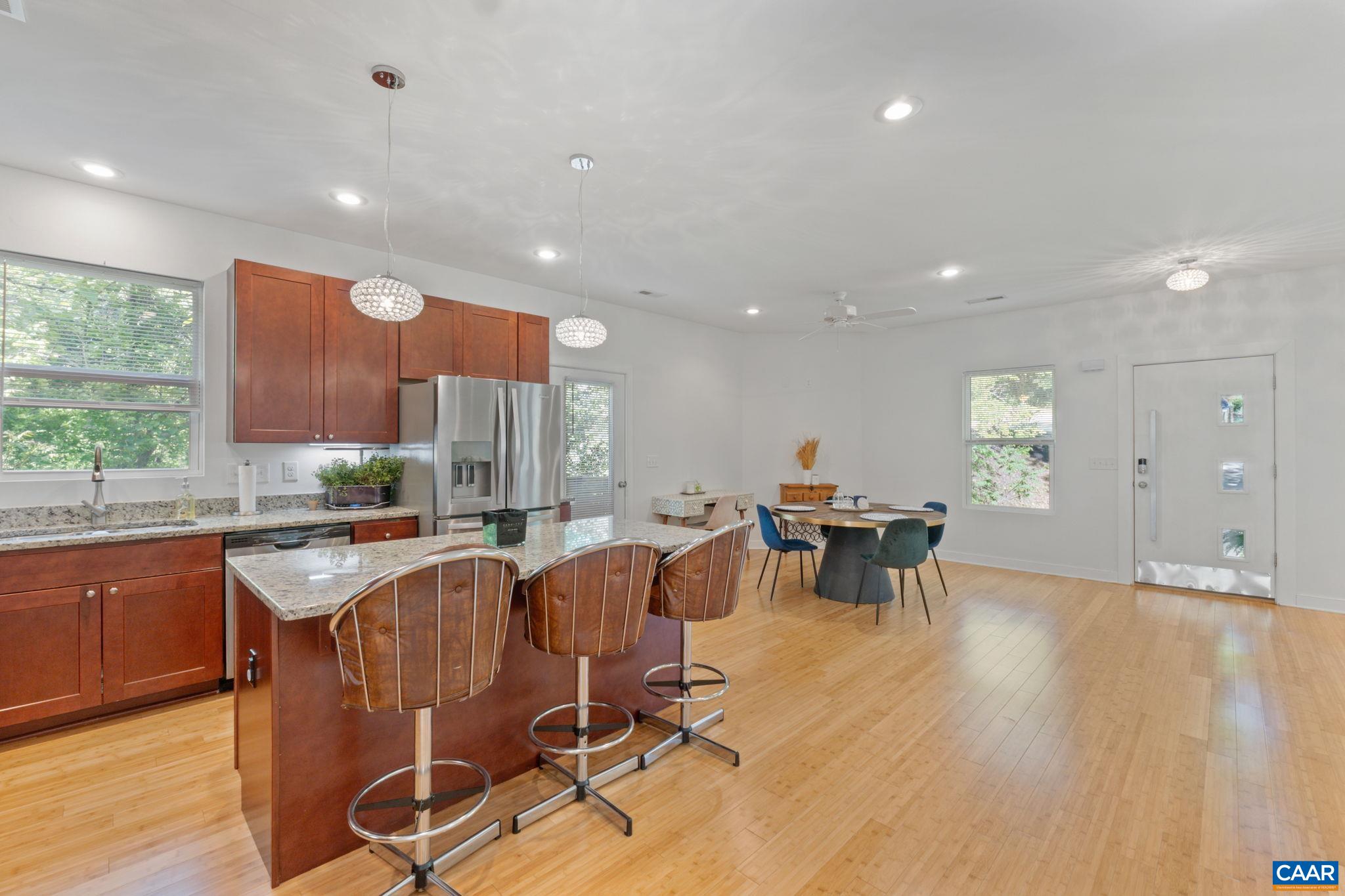 1393 WILLOW LAKE RD