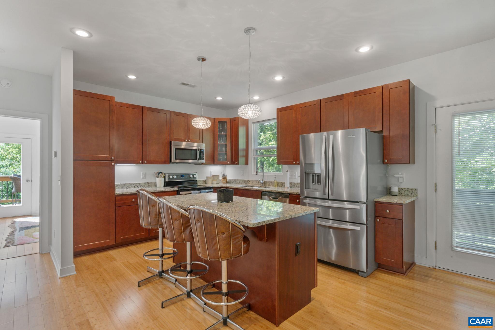 1393 WILLOW LAKE RD