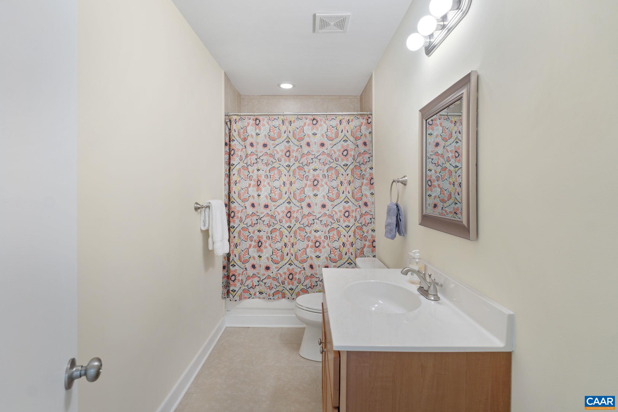 1393 WILLOW LAKE RD