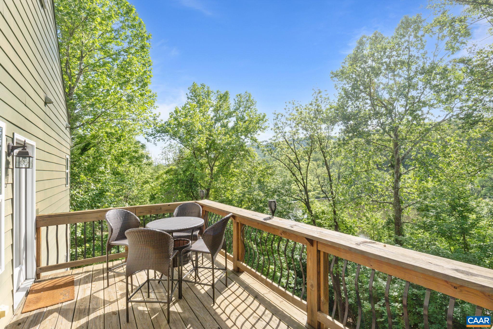 1393 WILLOW LAKE RD