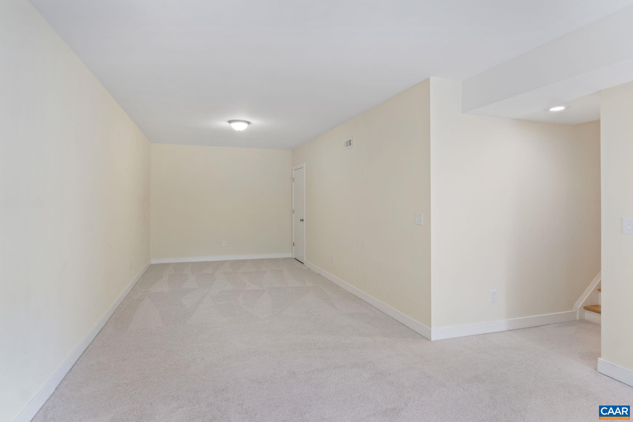 1393 WILLOW LAKE RD