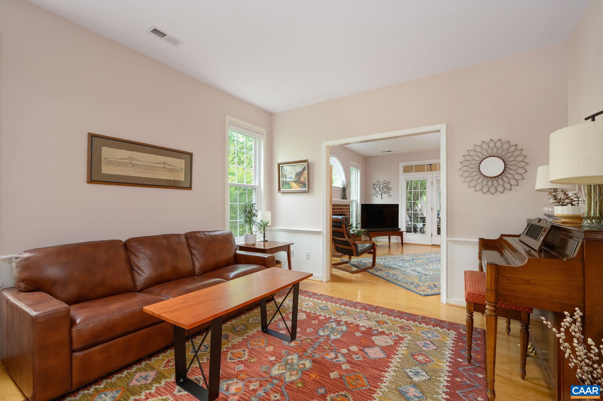 1071 OLD FOX TRAIL LN