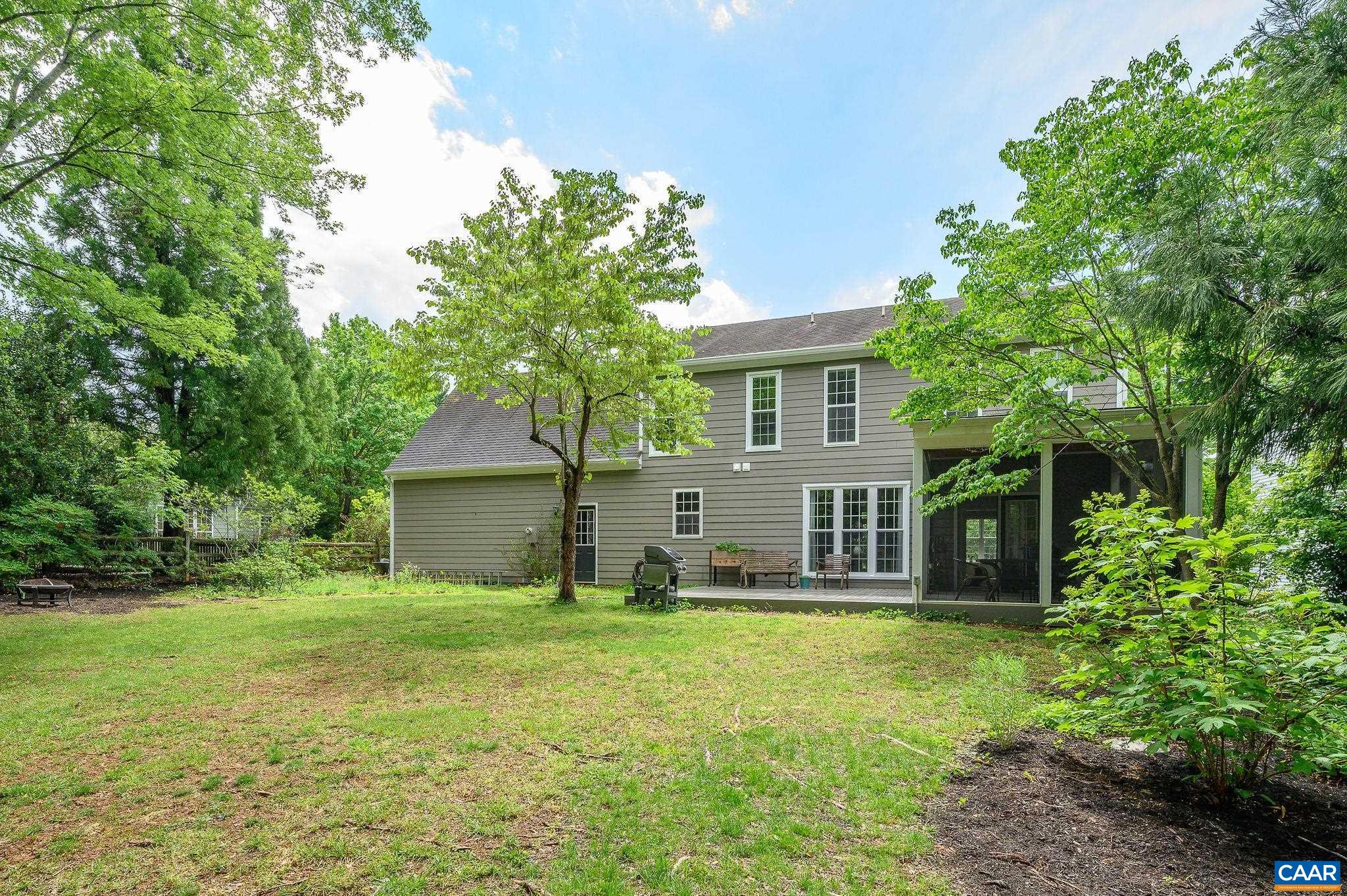 1071 OLD FOX TRAIL LN