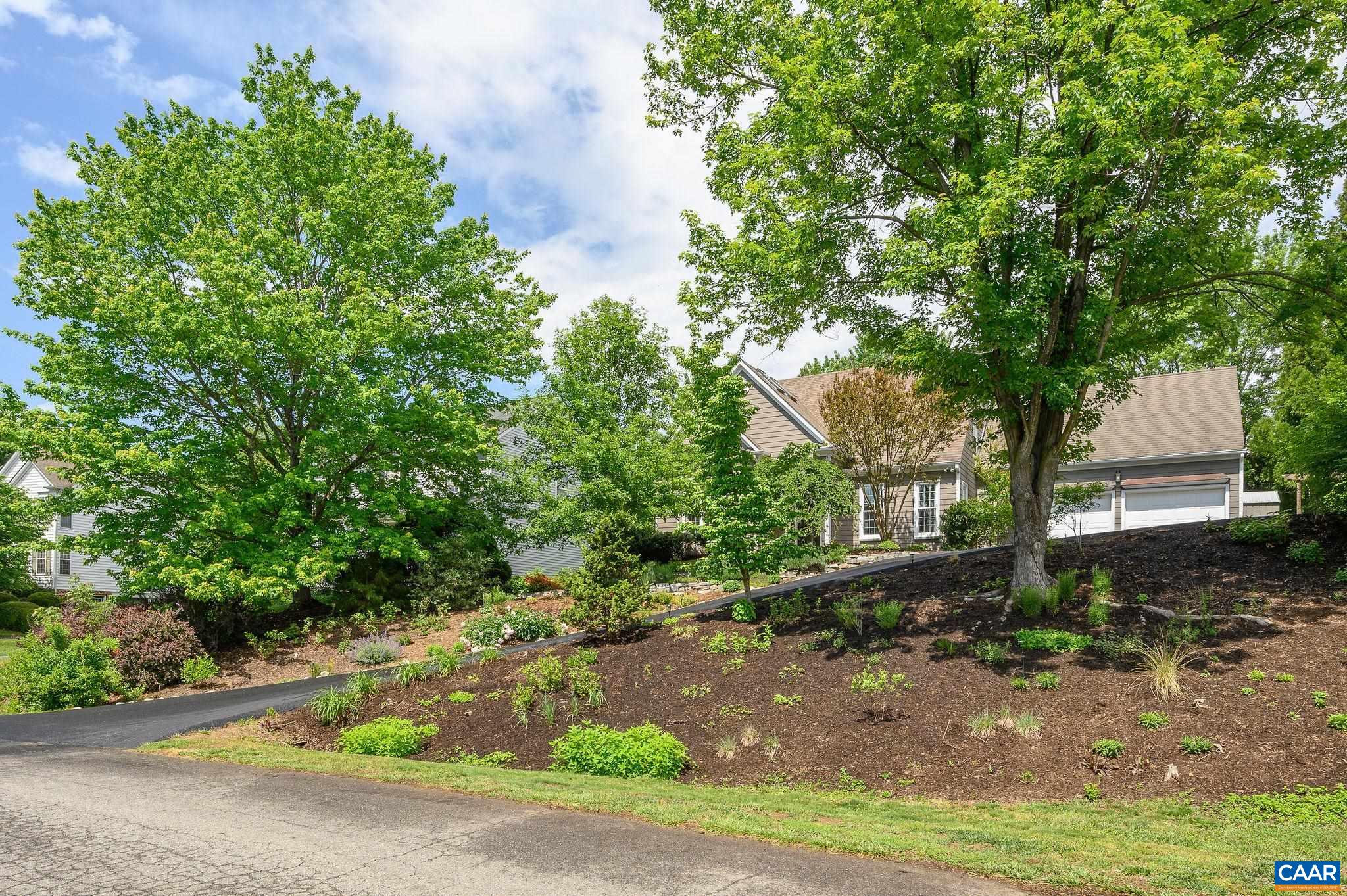1071 OLD FOX TRAIL LN