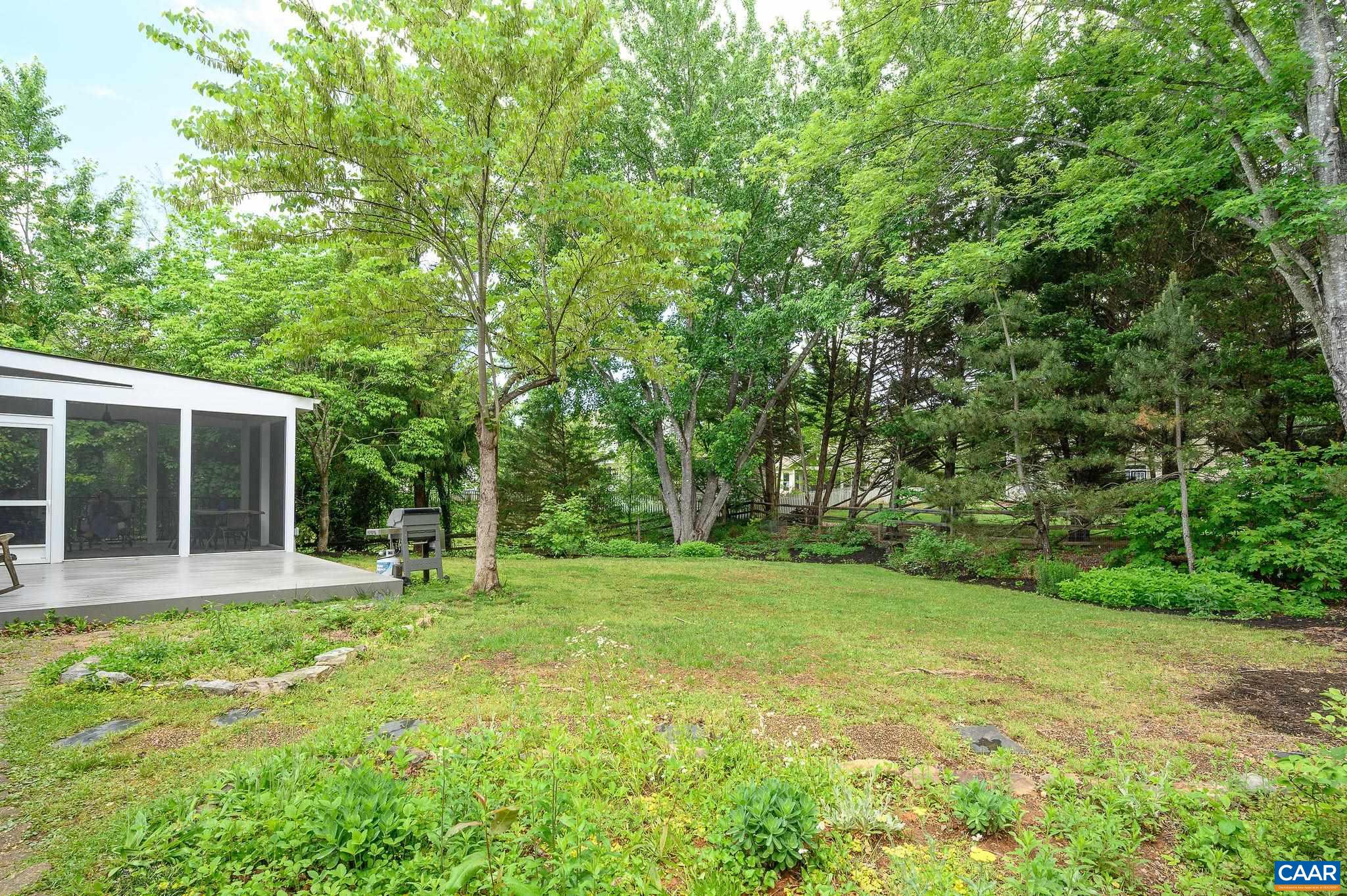 1071 OLD FOX TRAIL LN