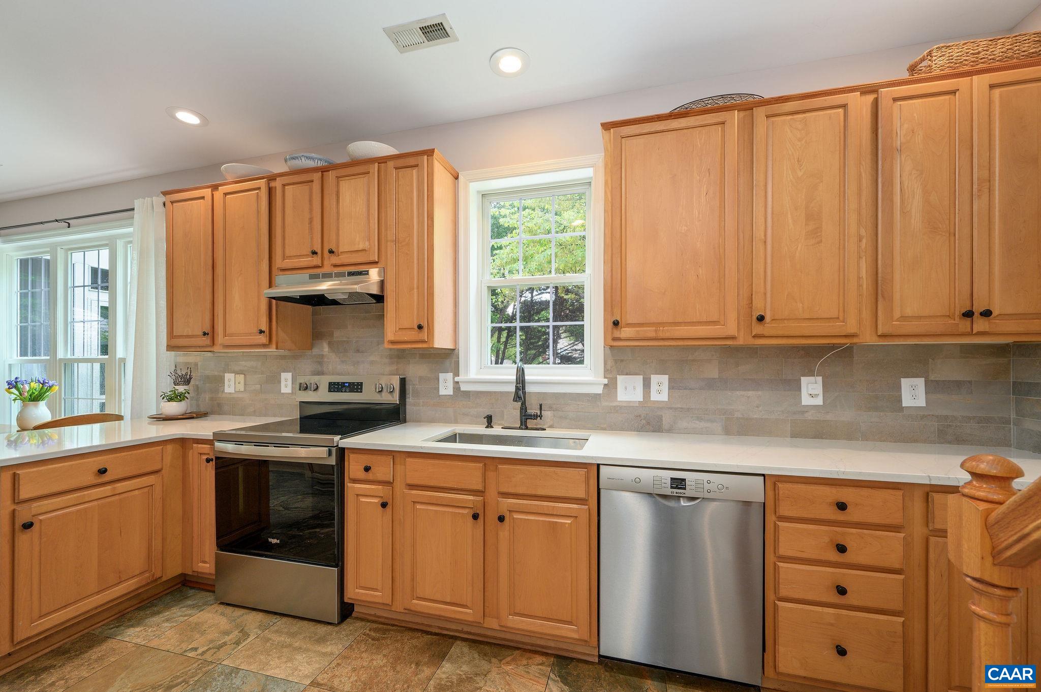 1071 OLD FOX TRAIL LN