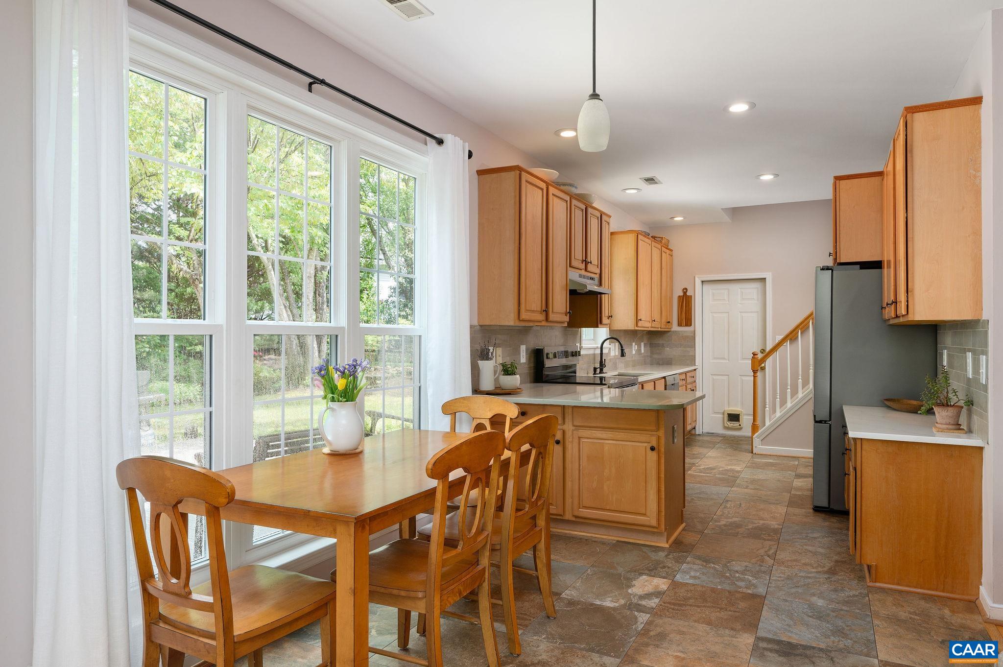 1071 OLD FOX TRAIL LN