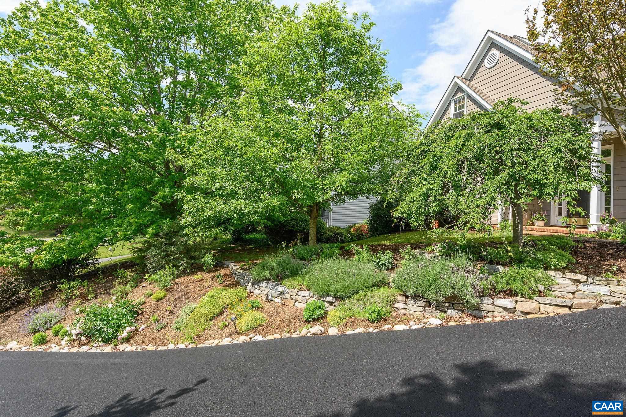 1071 OLD FOX TRAIL LN