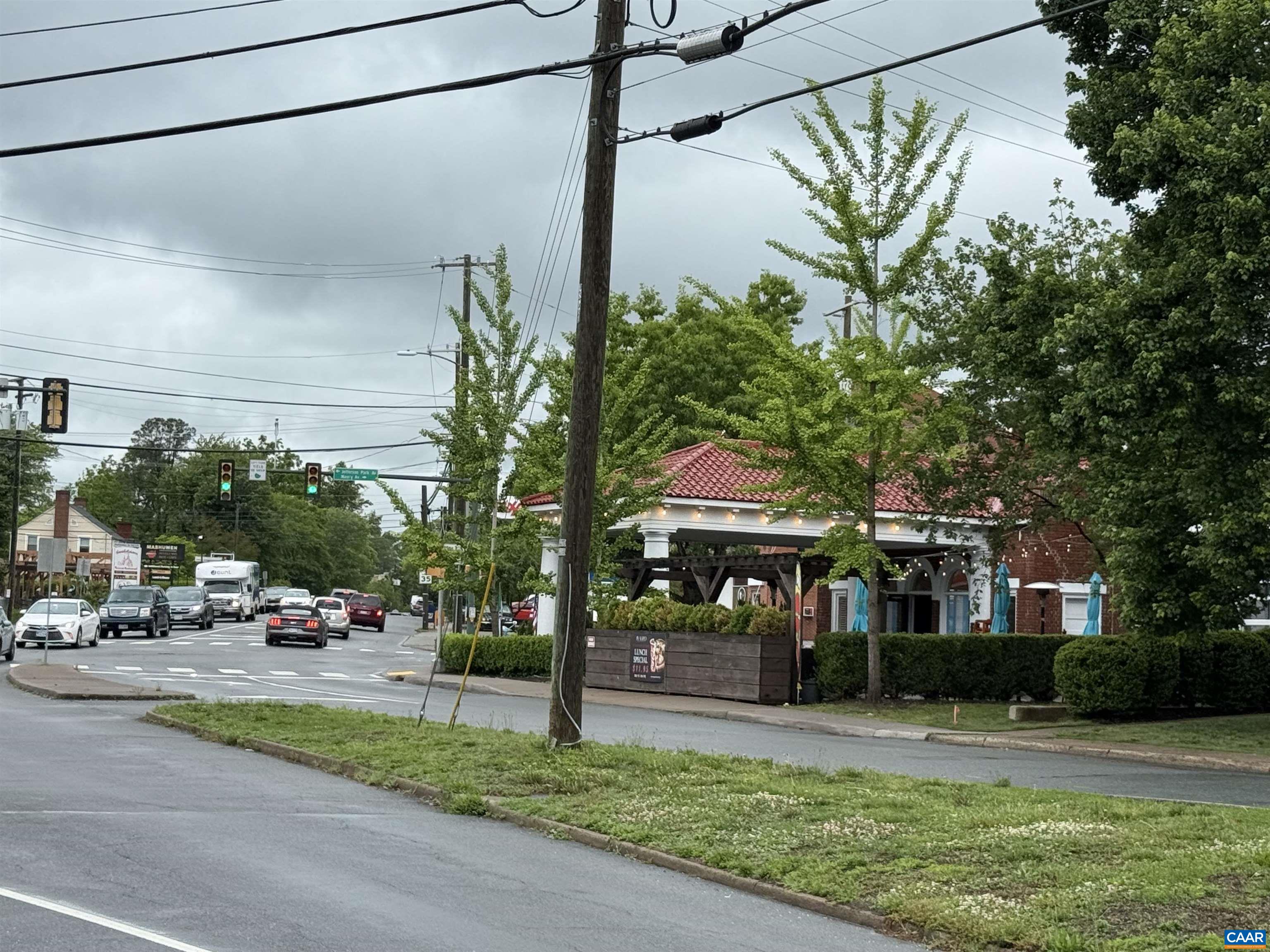 2018 JEFFERSON PARK AVE