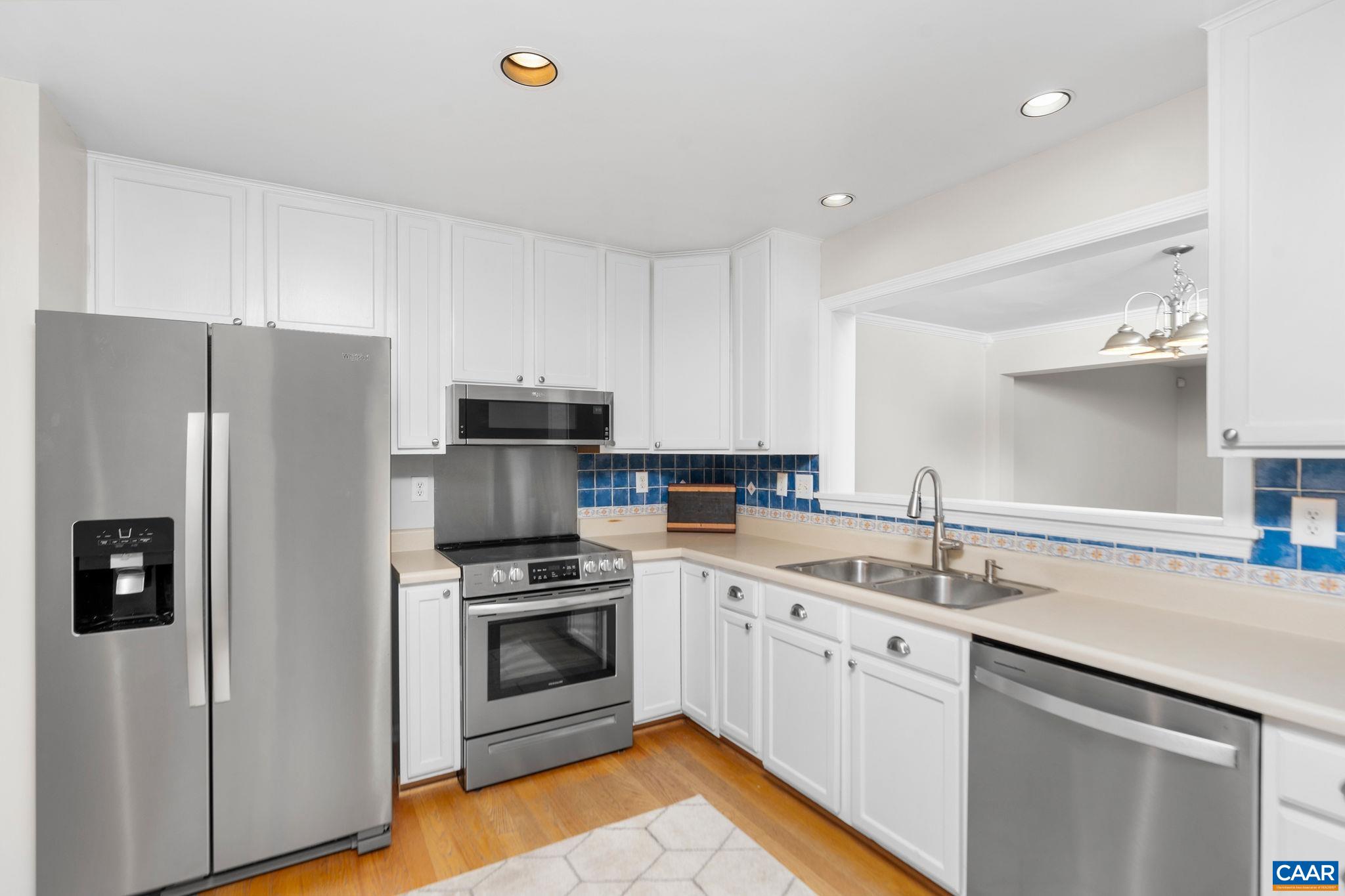 1441 GLENSIDE GREEN