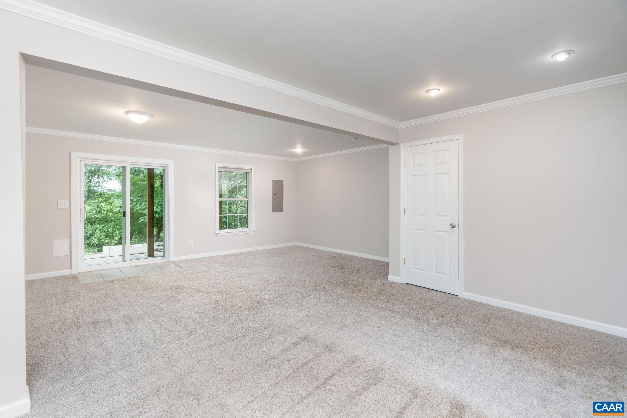 1441 GLENSIDE GREEN