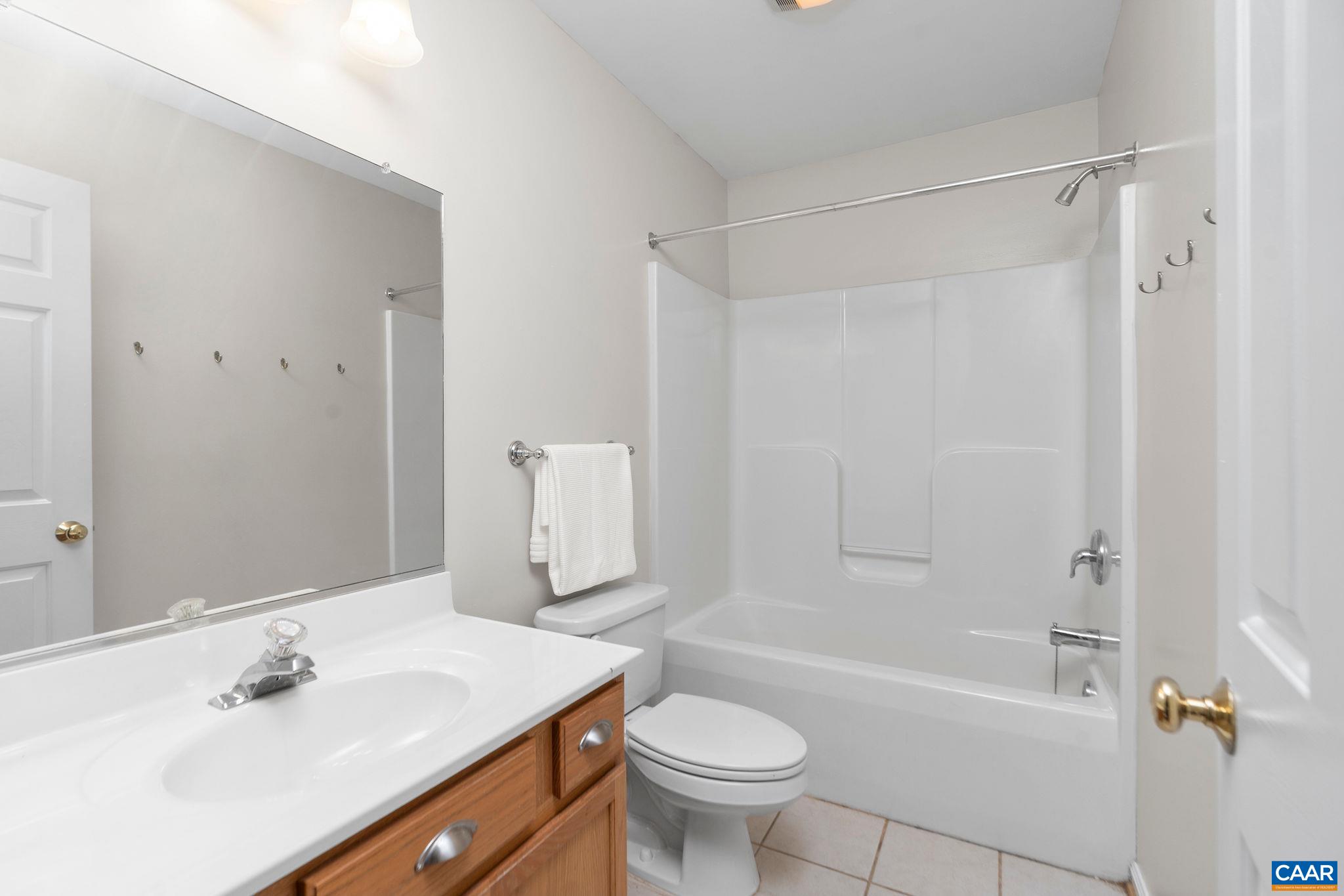1441 GLENSIDE GREEN