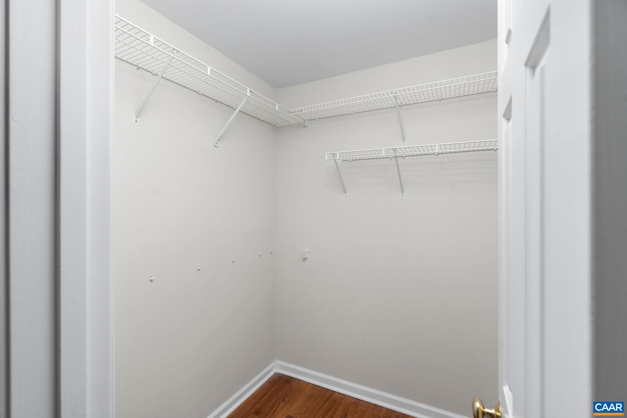 1441 GLENSIDE GREEN