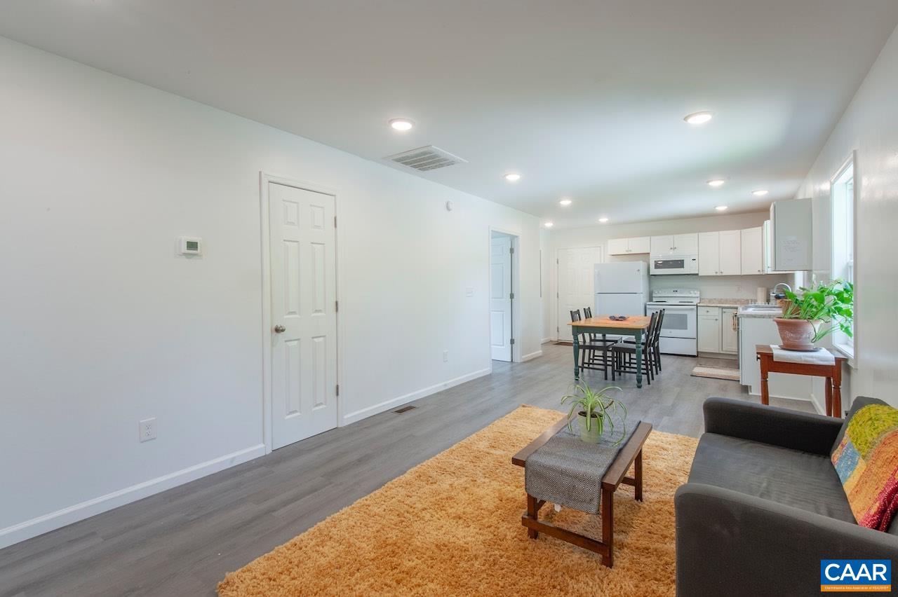 1238 TYE BROOK HWY