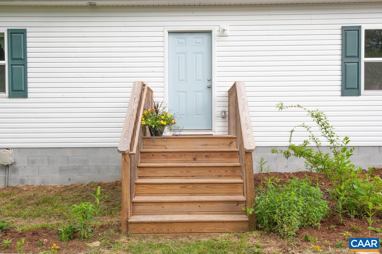 1238 TYE BROOK HWY