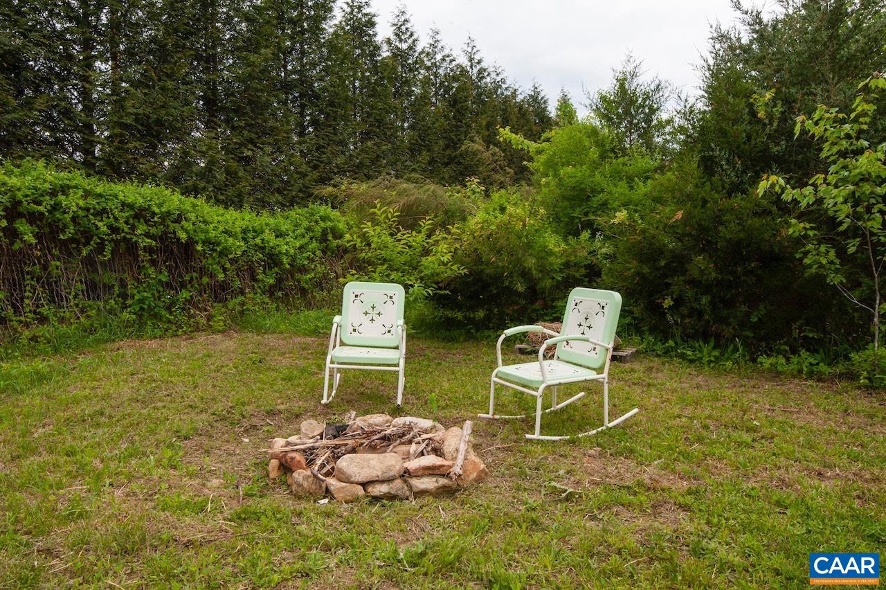 1238 TYE BROOK HWY