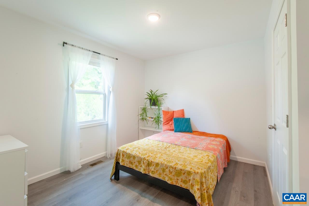 1238 TYE BROOK HWY