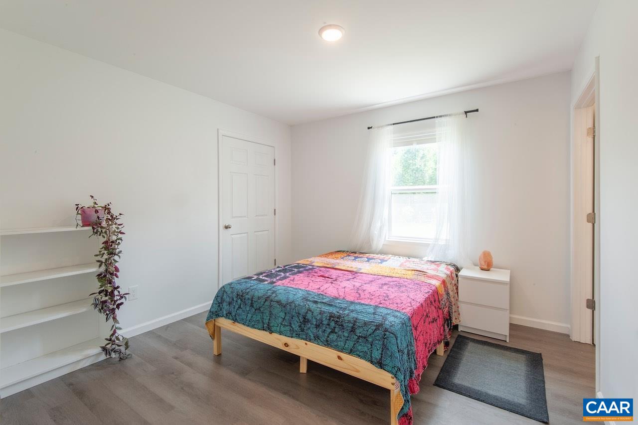 1238 TYE BROOK HWY