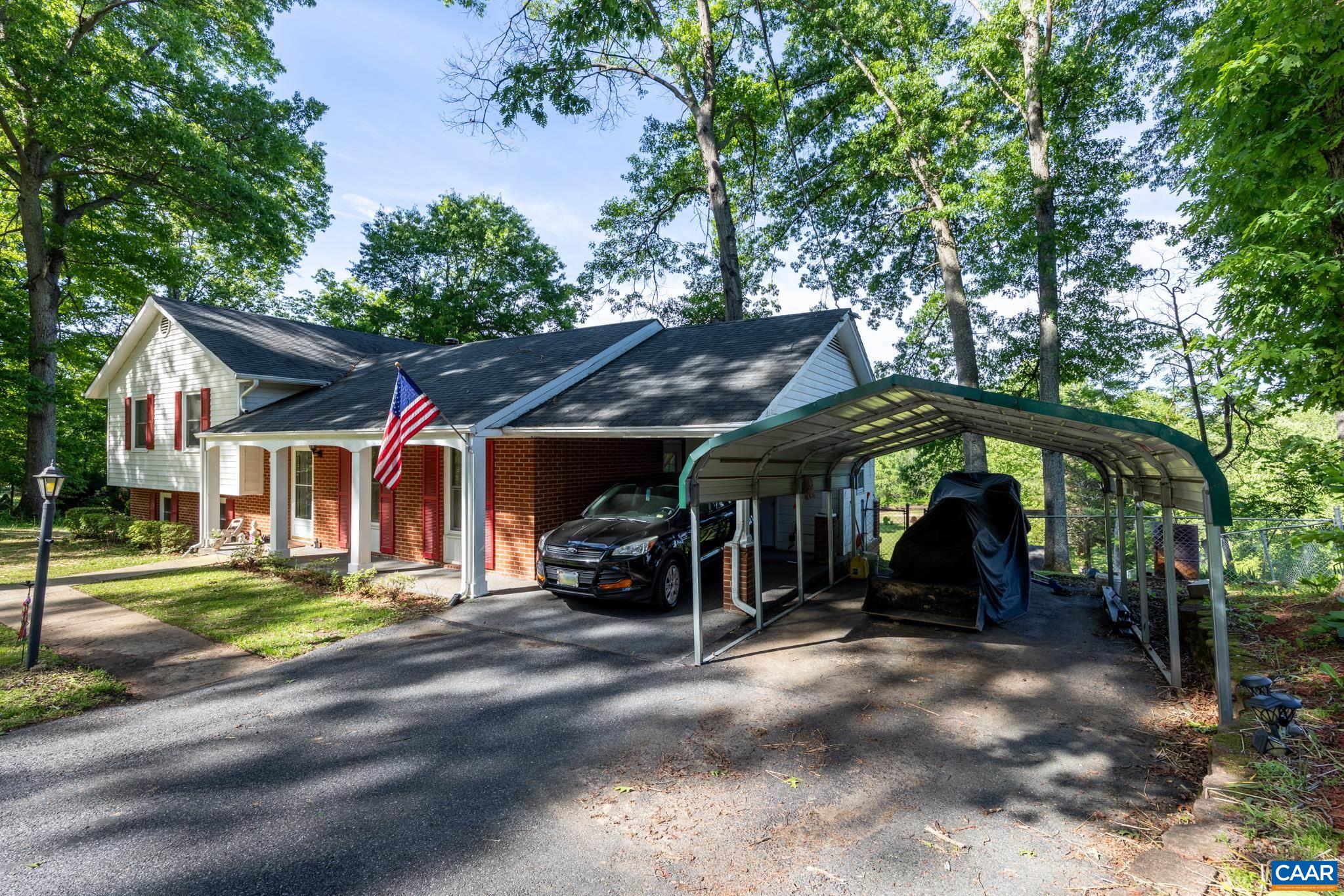 186 SUNSET DR