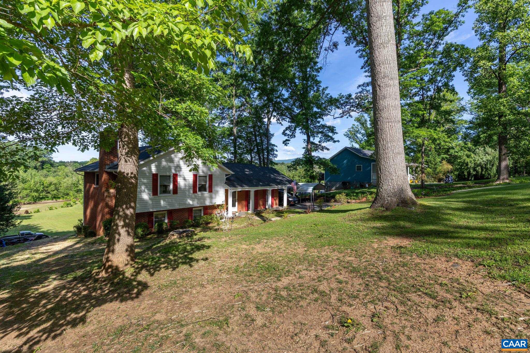 186 SUNSET DR