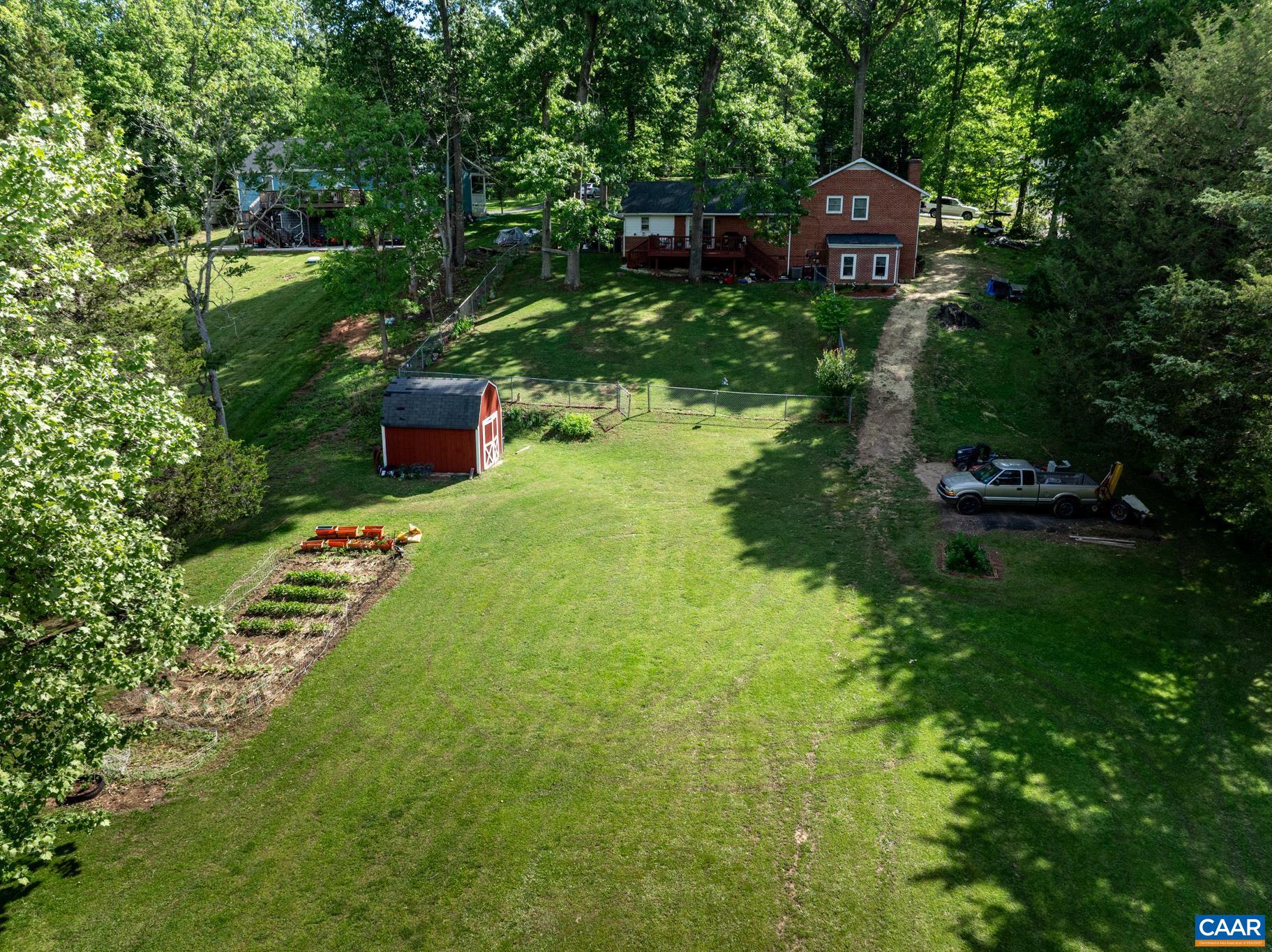 186 SUNSET DR