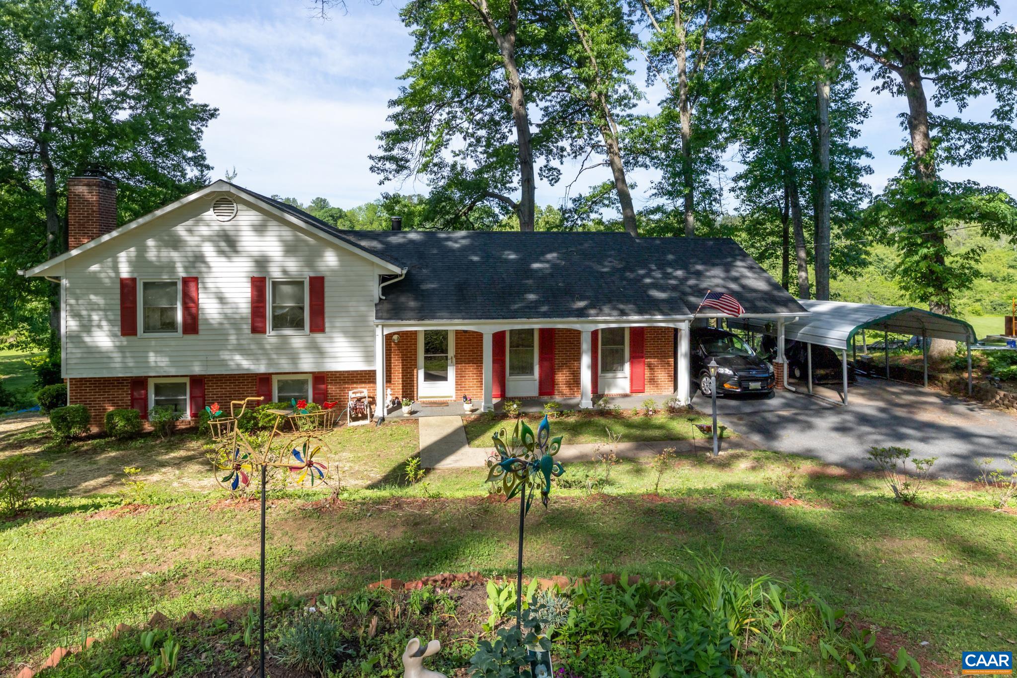 186 SUNSET DR