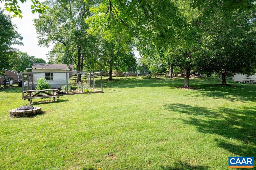 2613 HUNTINGTON RD