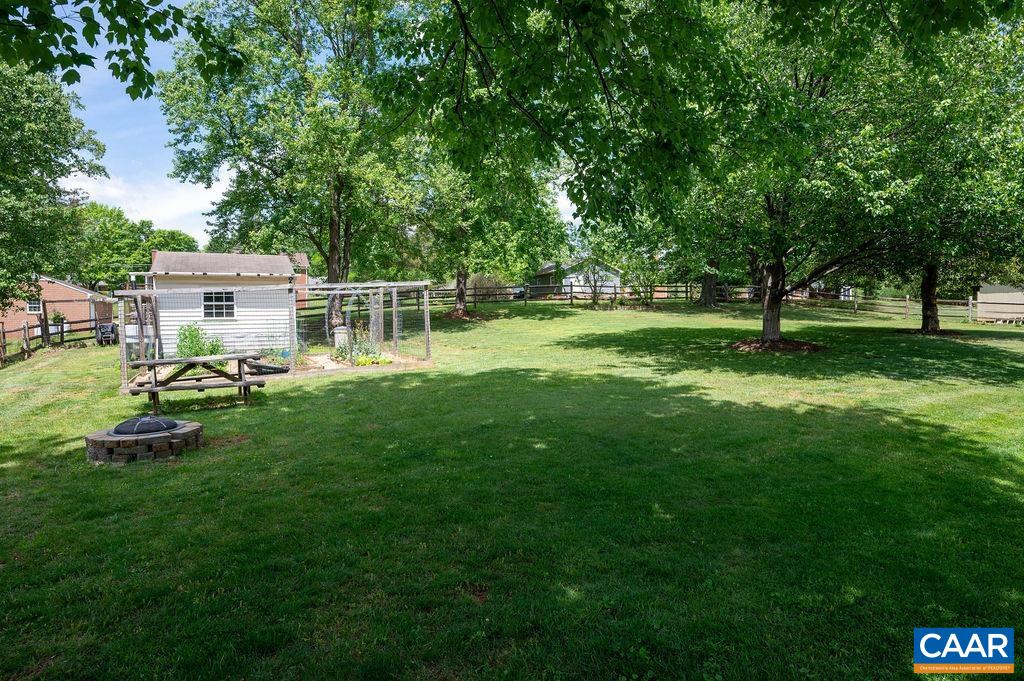 2613 HUNTINGTON RD
