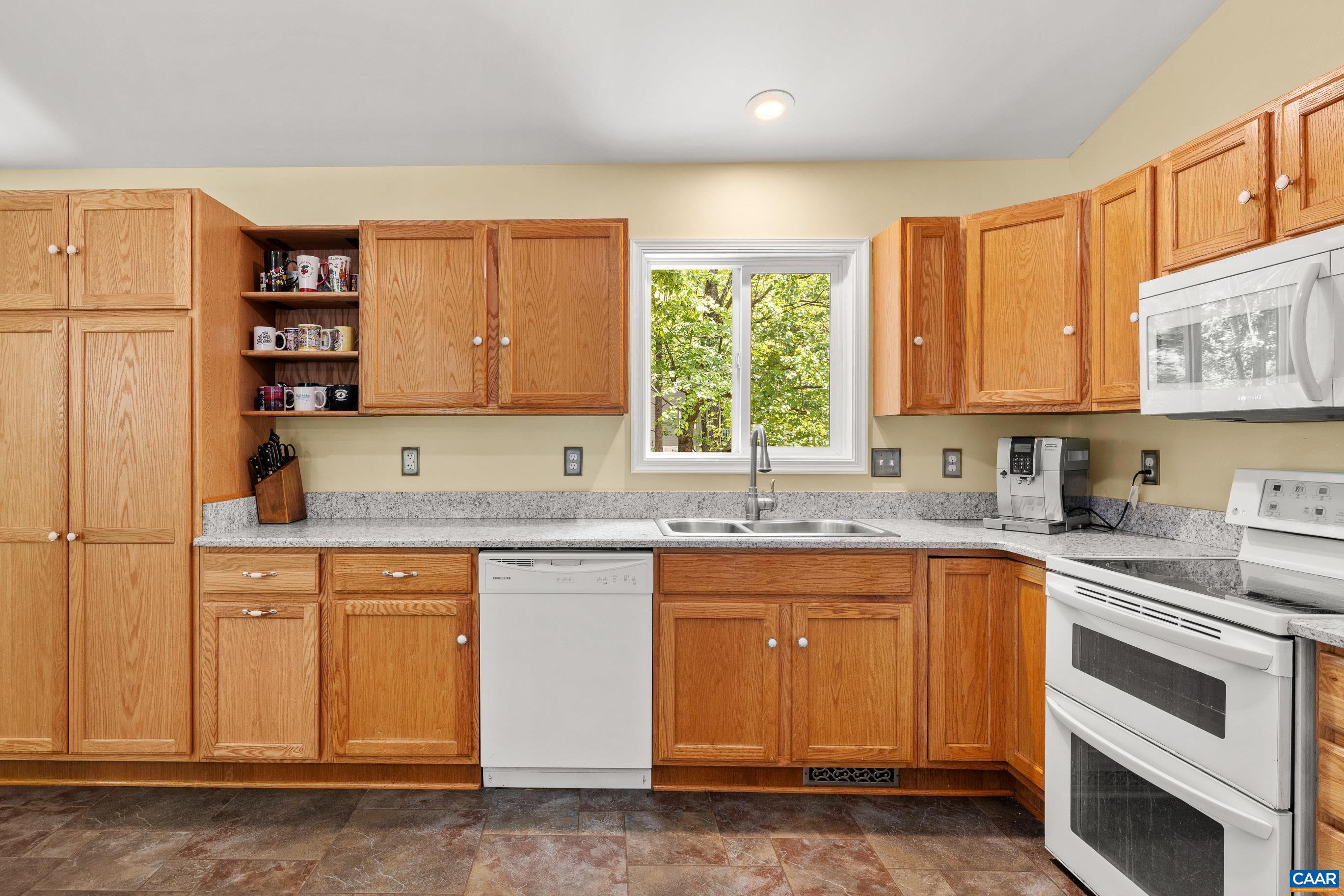 538 JEFFERSON DR