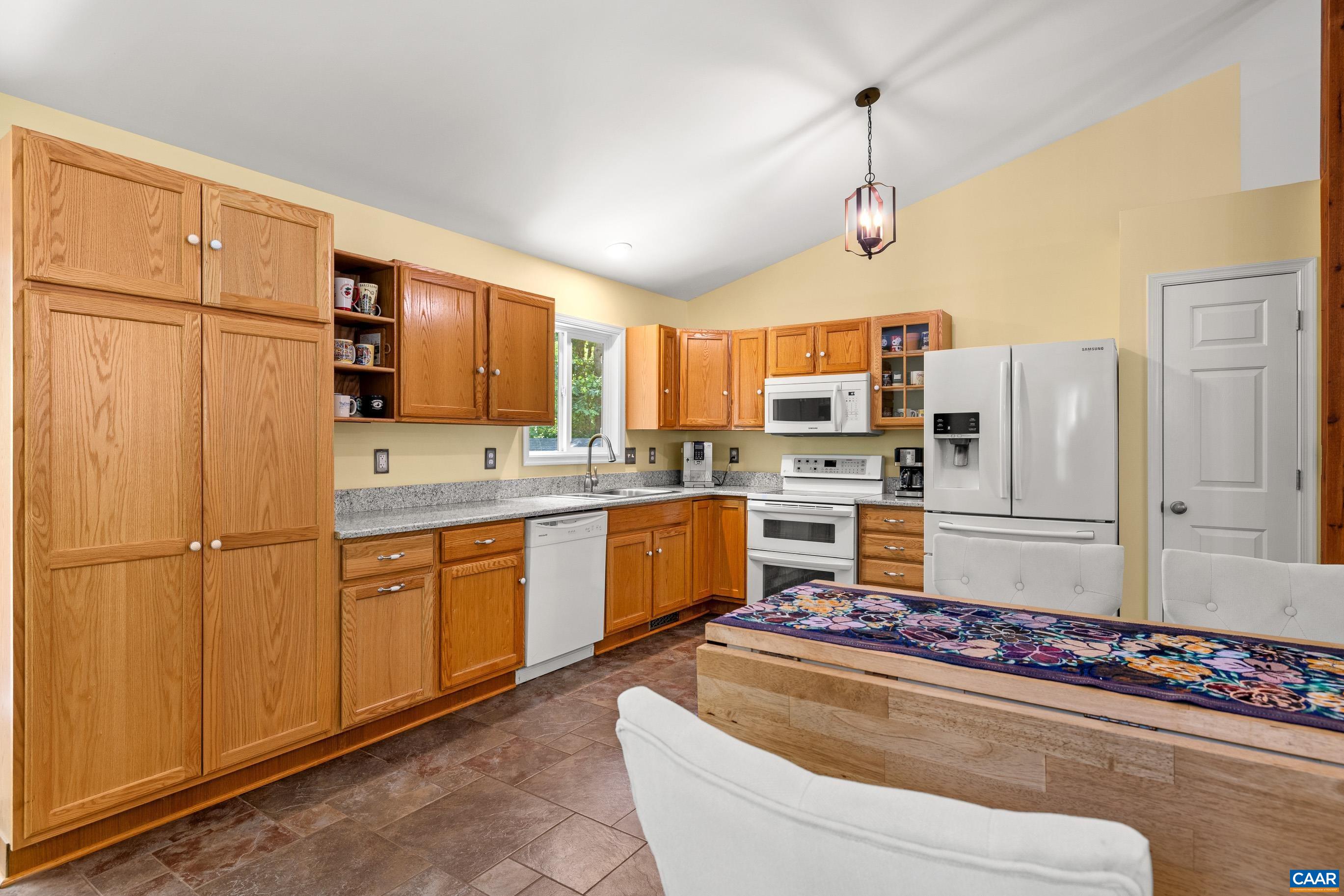 538 JEFFERSON DR