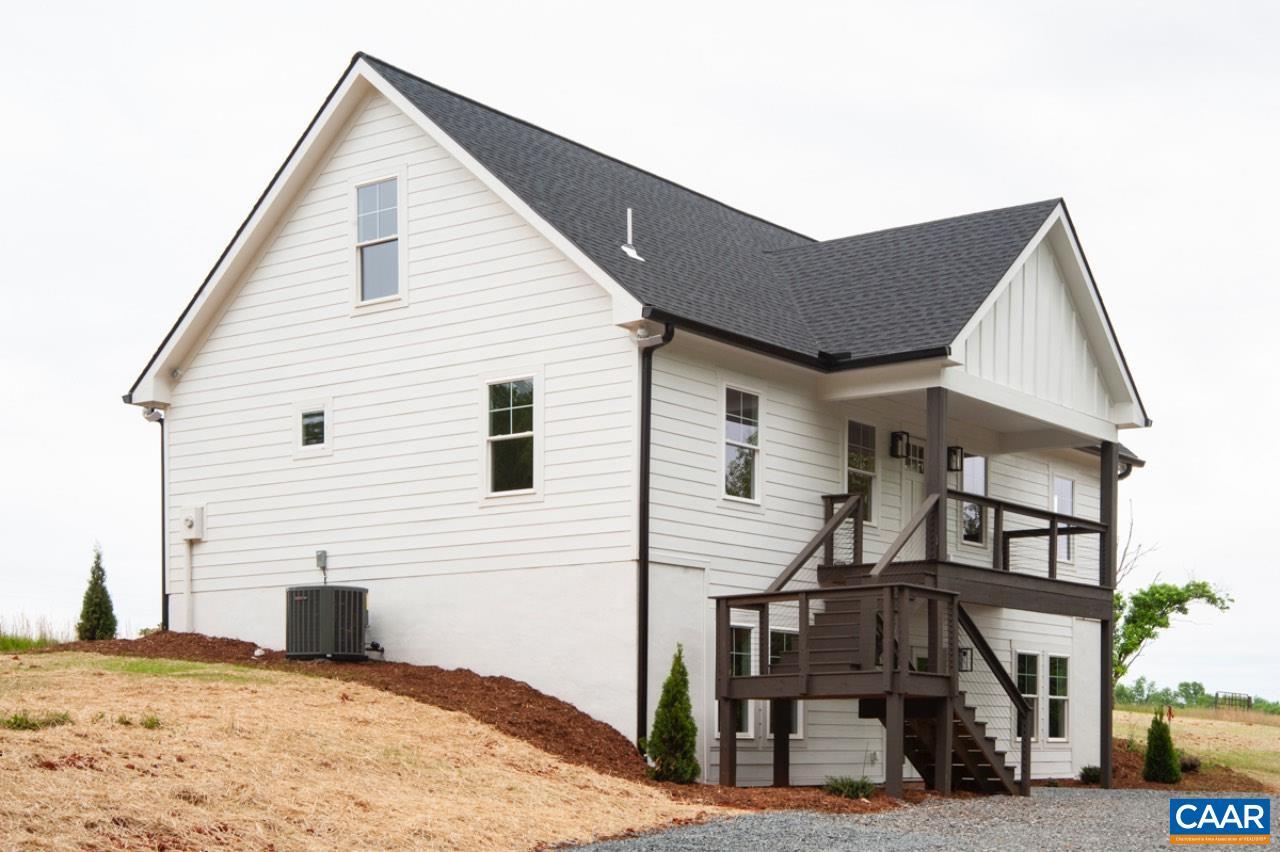 205 LEAGUE LN