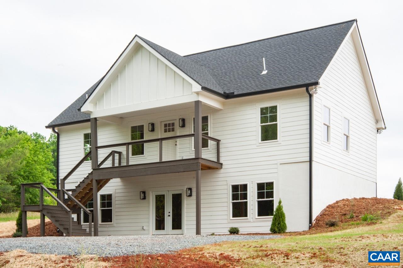 205 LEAGUE LN