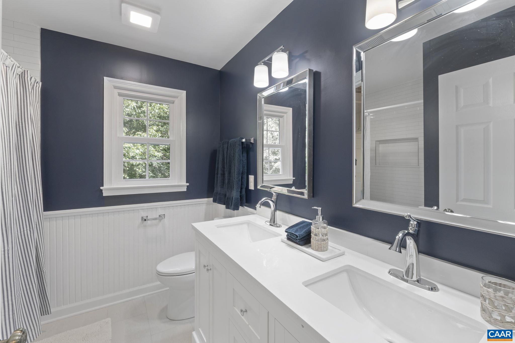 102 POWHATAN CIR